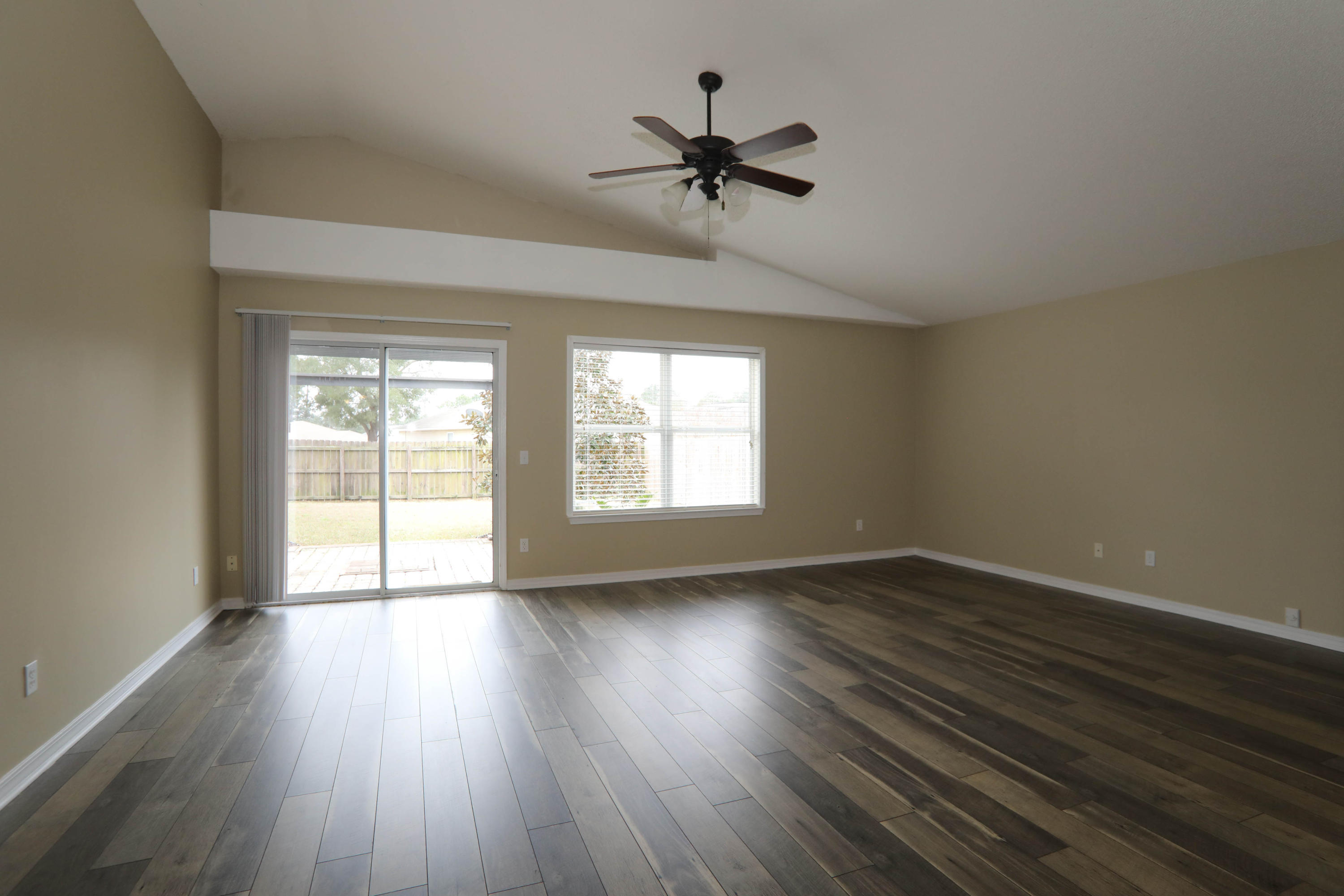 PROMISE CREEK - Residential