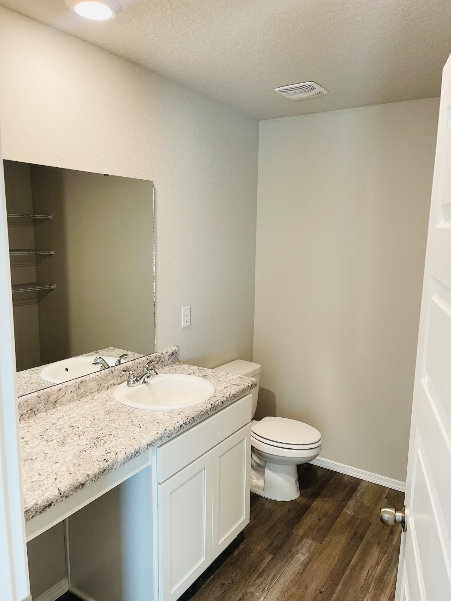 WHITE OAK ESTATES - Residential