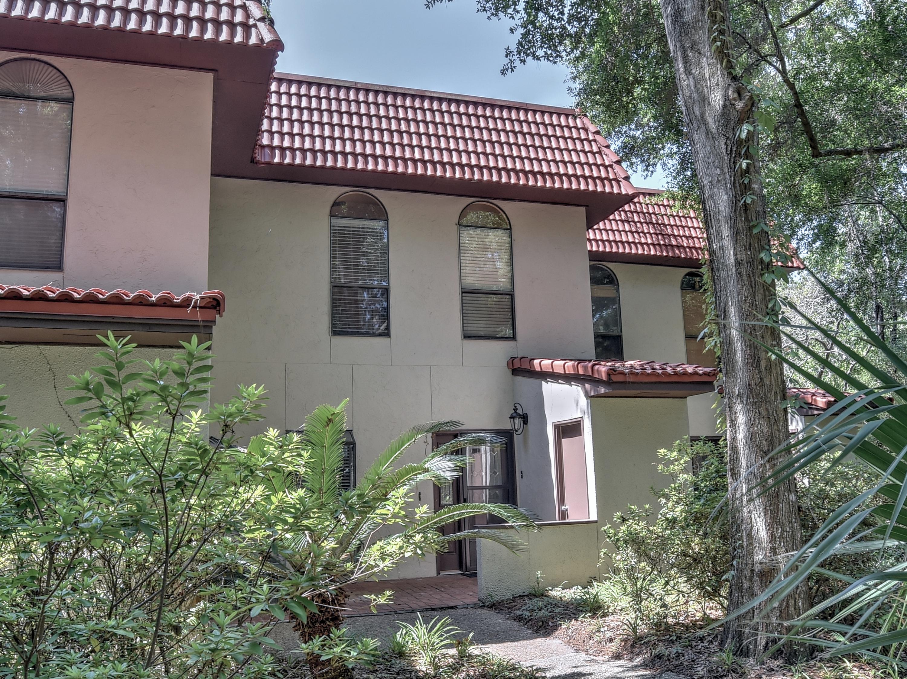 ARROYA CASA - Residential