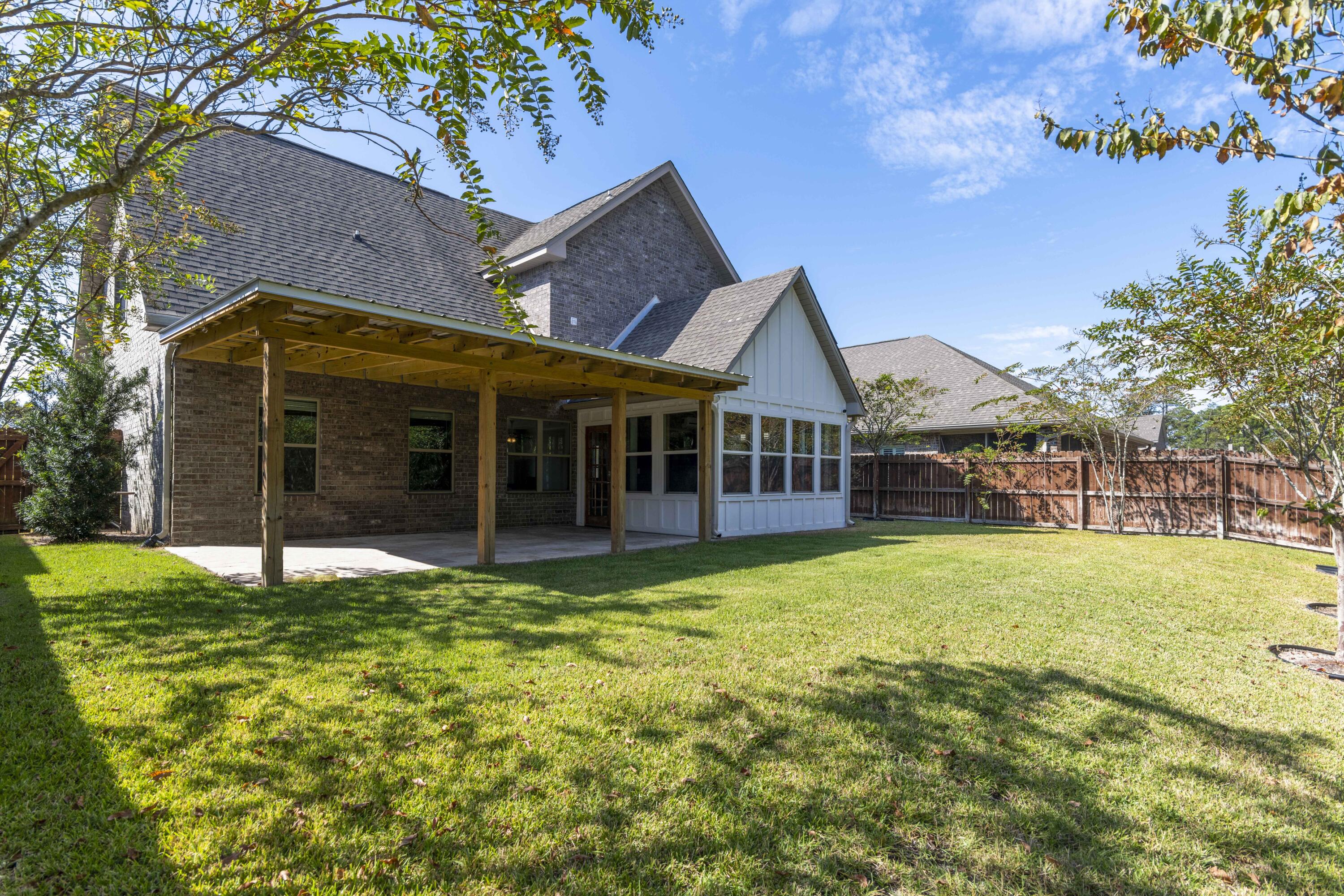Whispering Lake - Residential