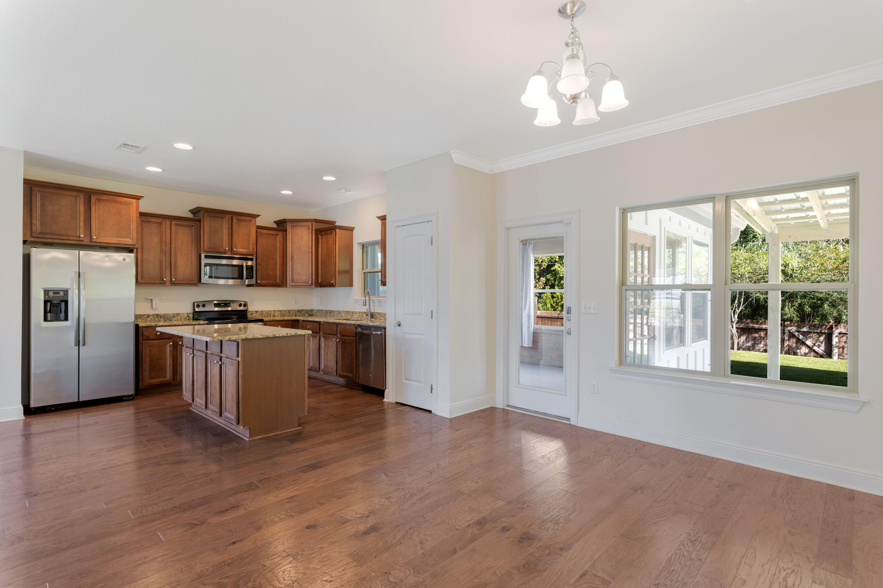 Whispering Lake - Residential