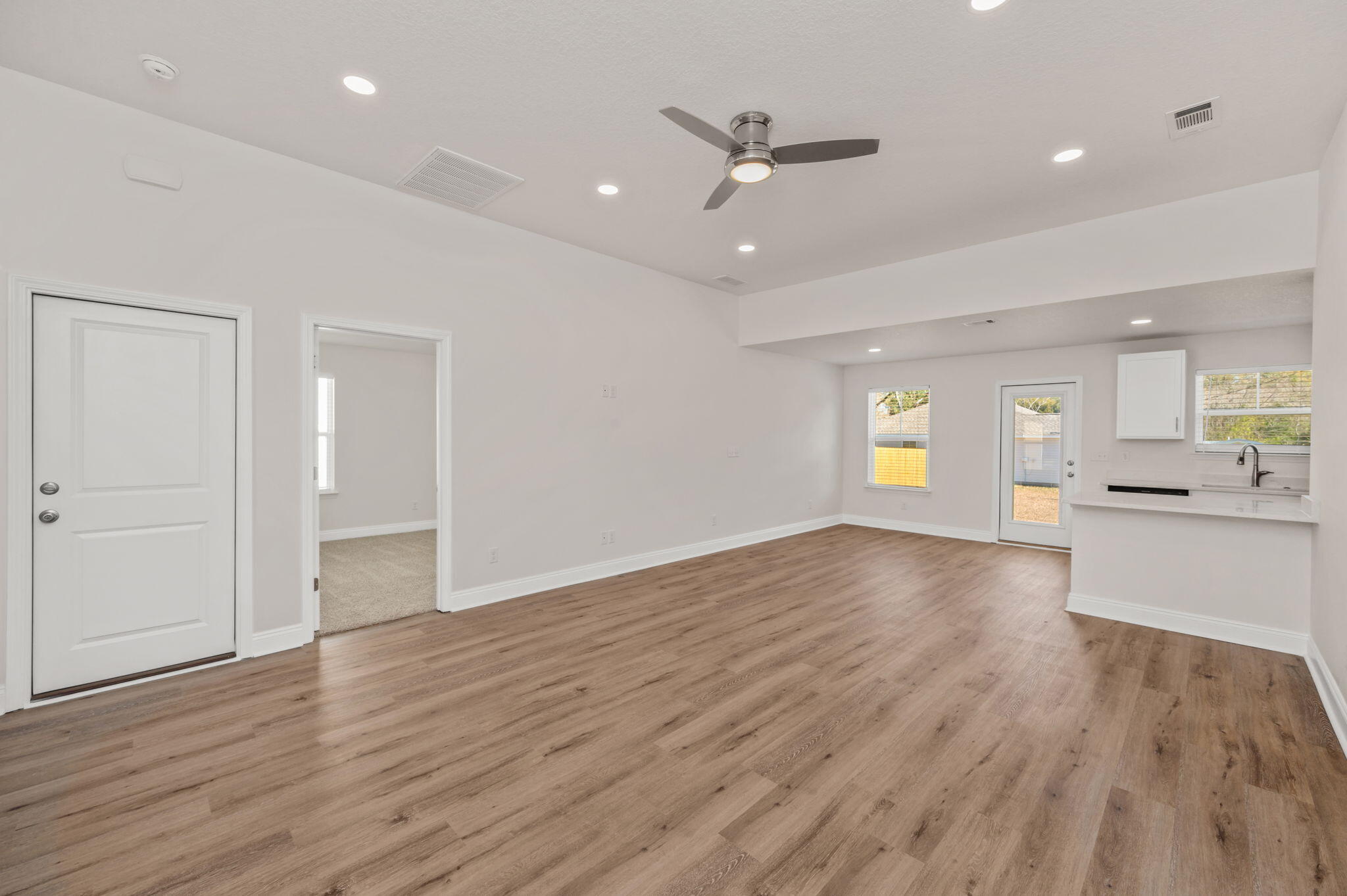 METES & BOUNDS - Residential Lease