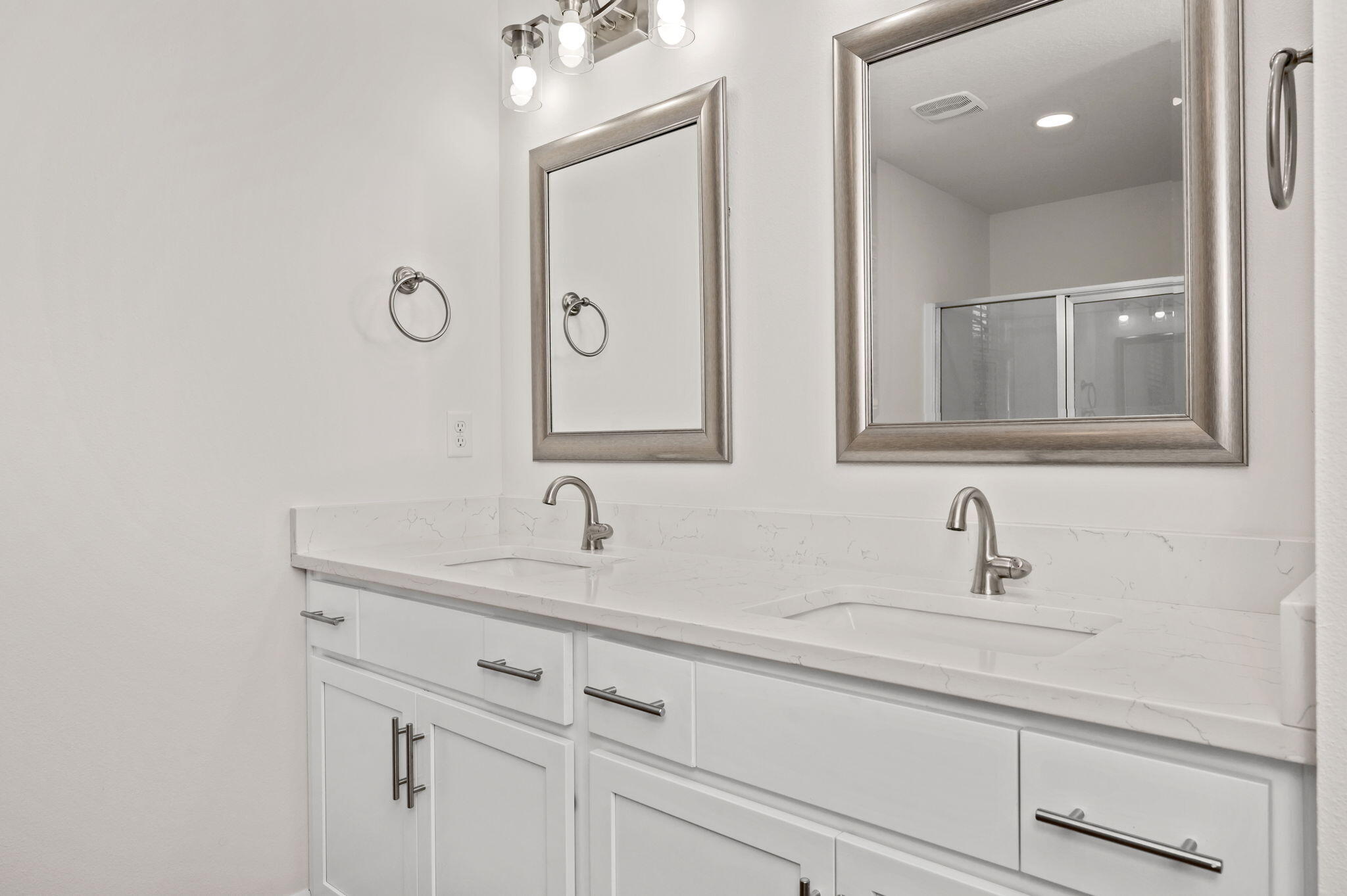 METES & BOUNDS - Residential Lease