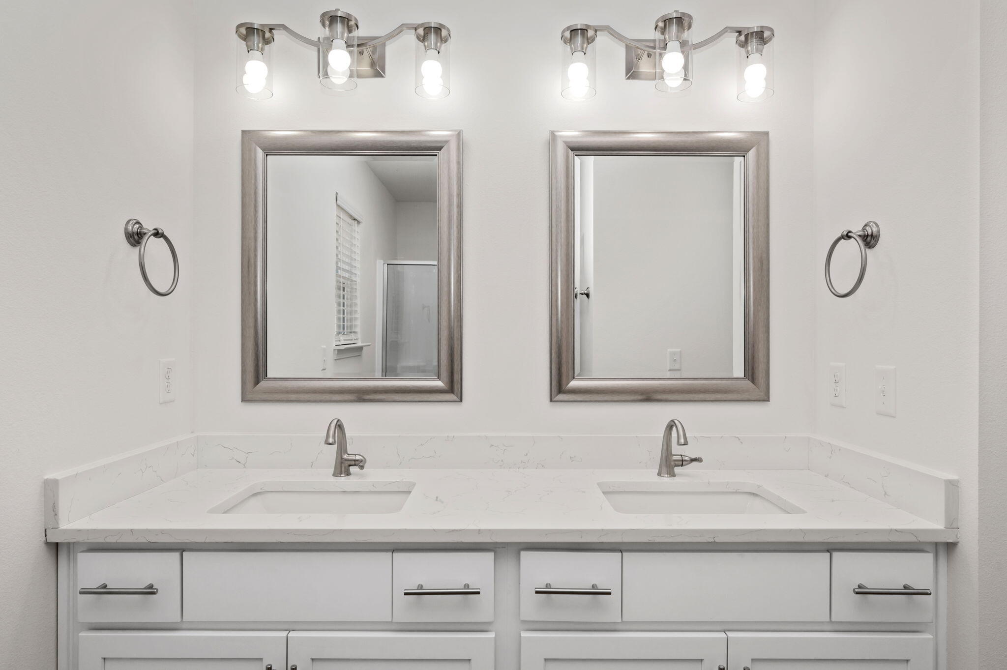 METES & BOUNDS - Residential Lease