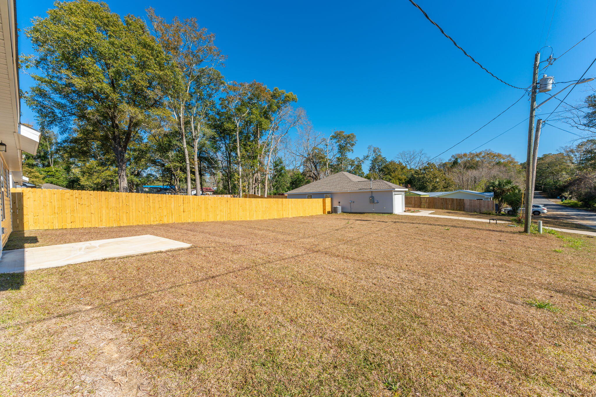 METES & BOUNDS - Residential Lease