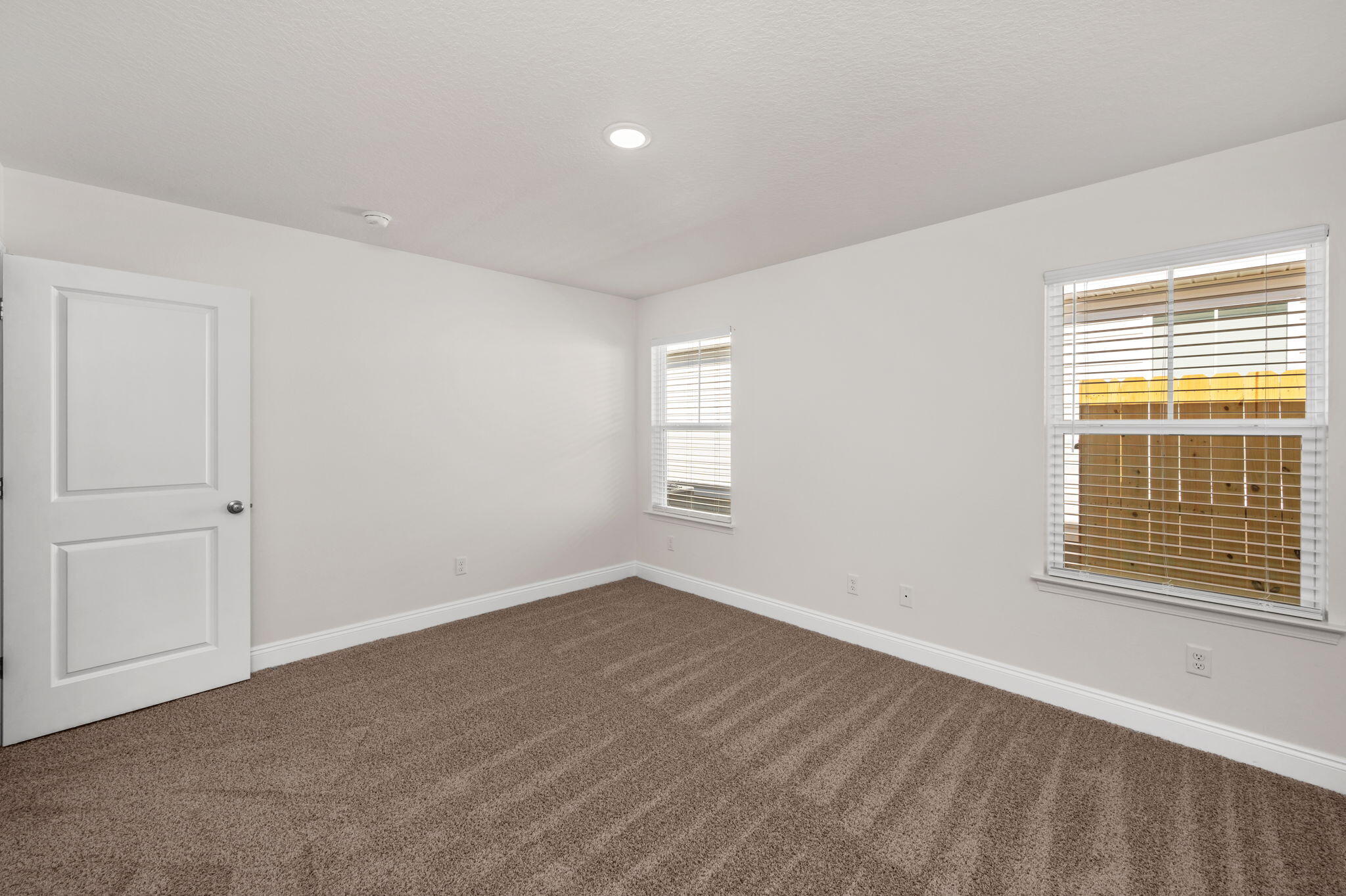 METES & BOUNDS - Residential Lease