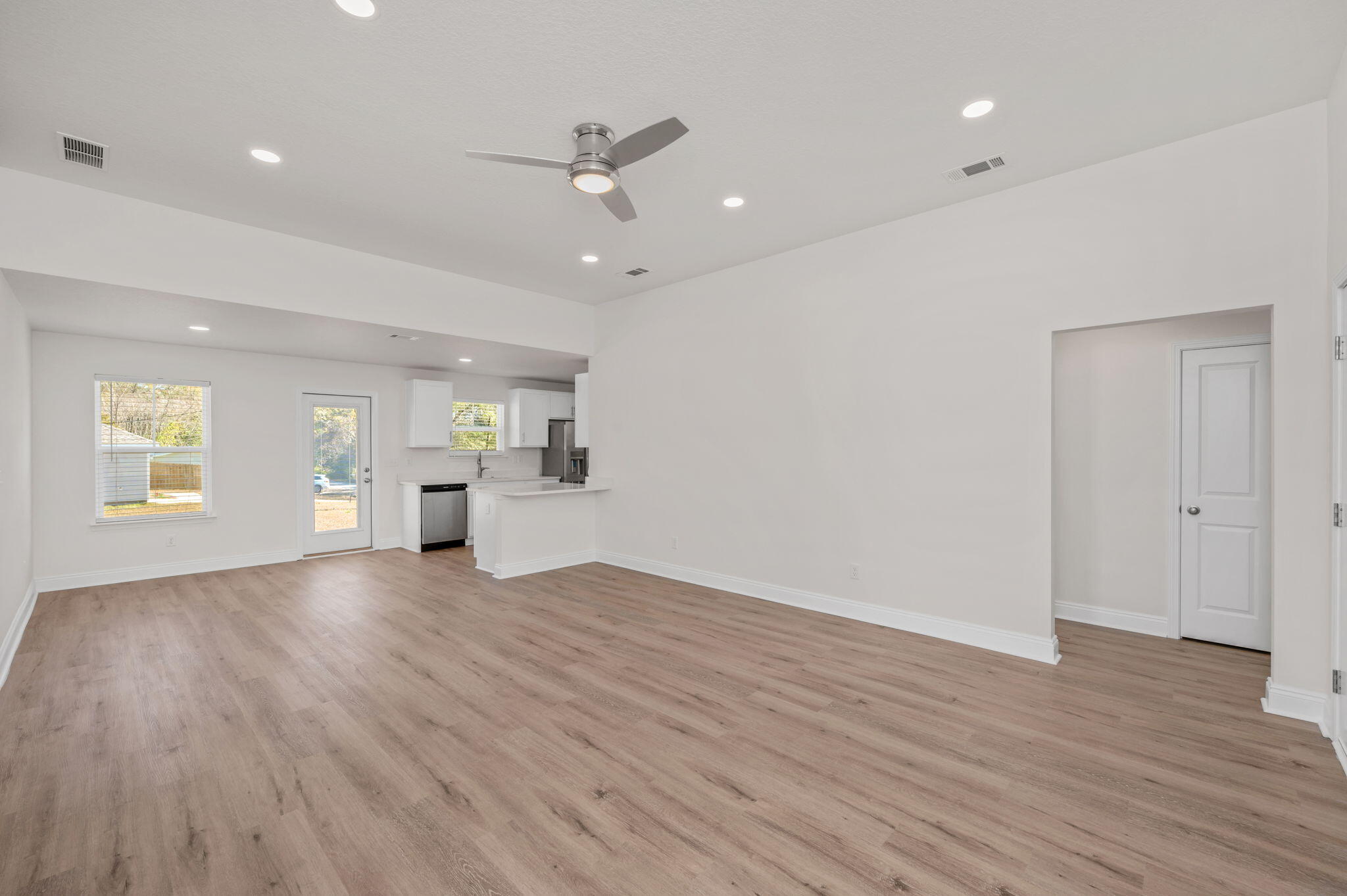 METES & BOUNDS - Residential Lease