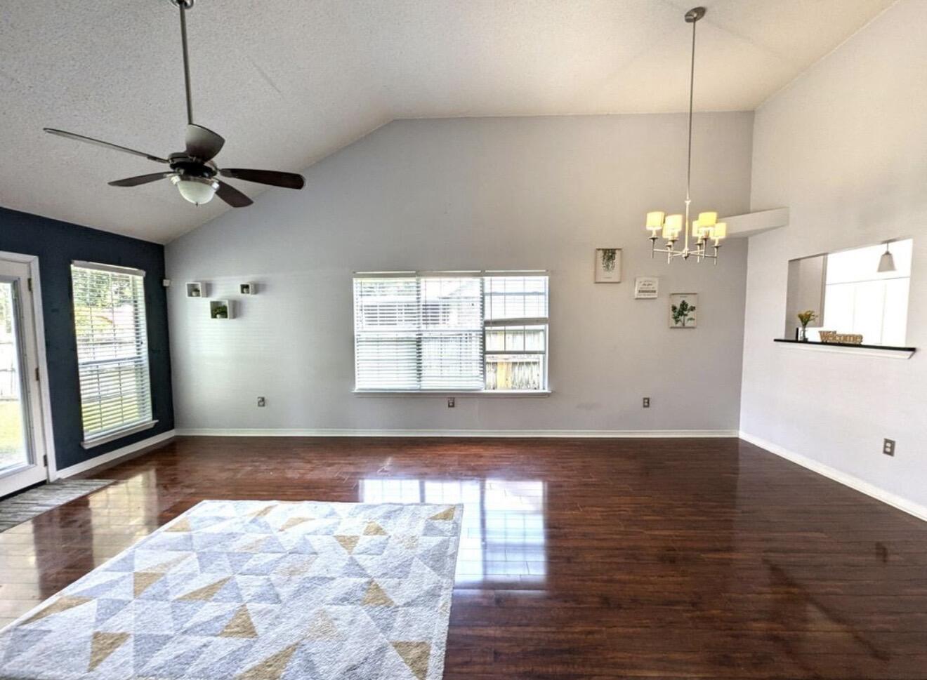 SANDY RIDGE ESTATES - Residential