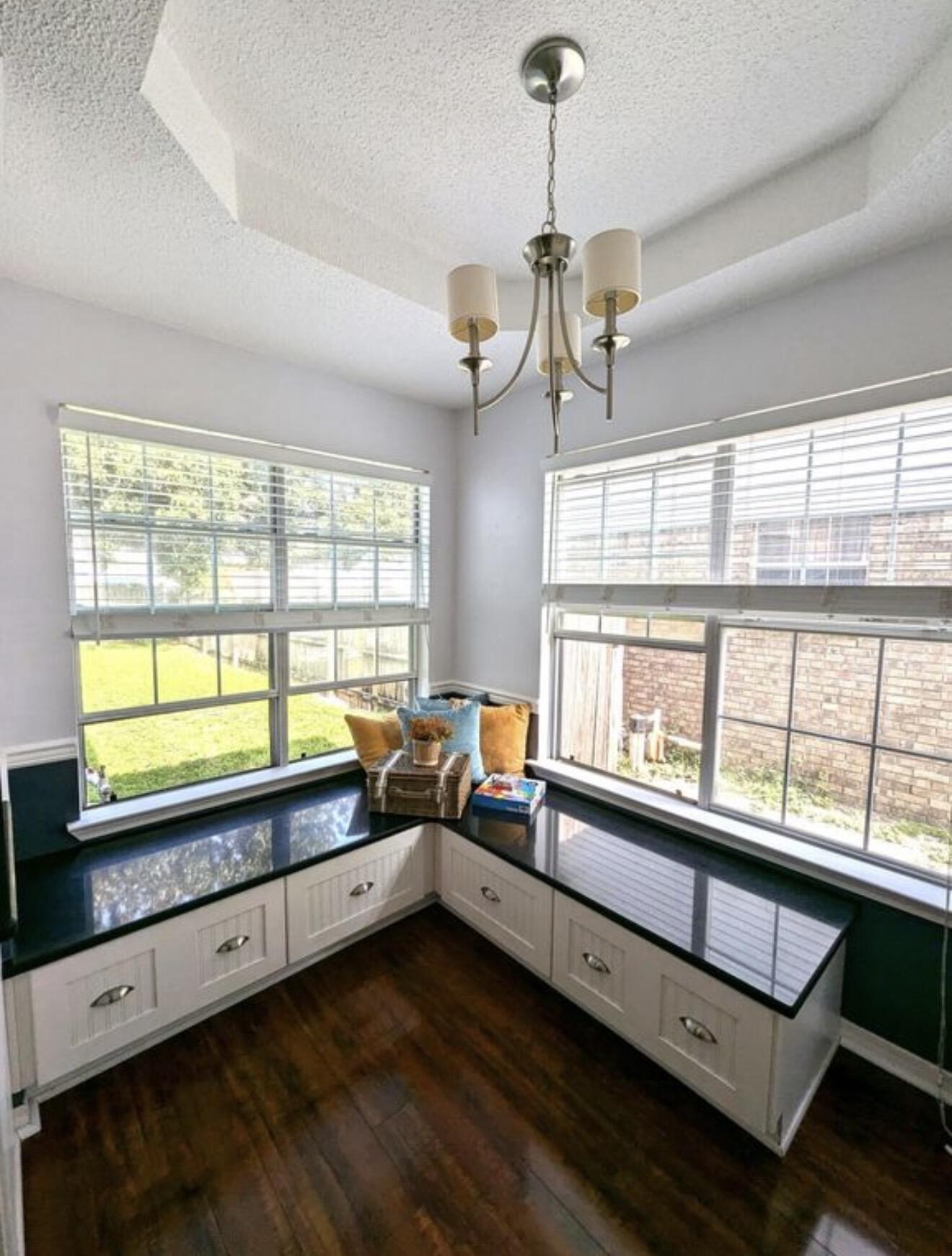 SANDY RIDGE ESTATES - Residential