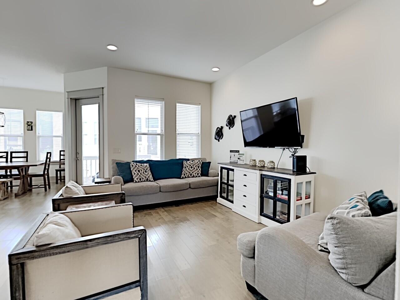 HIGHLAND PARKS - Residential