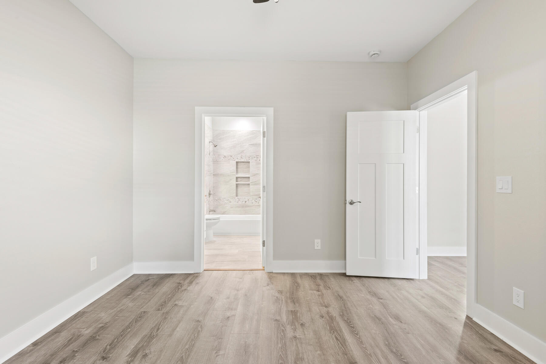 VILLA TASSO TOWN OF - Residential