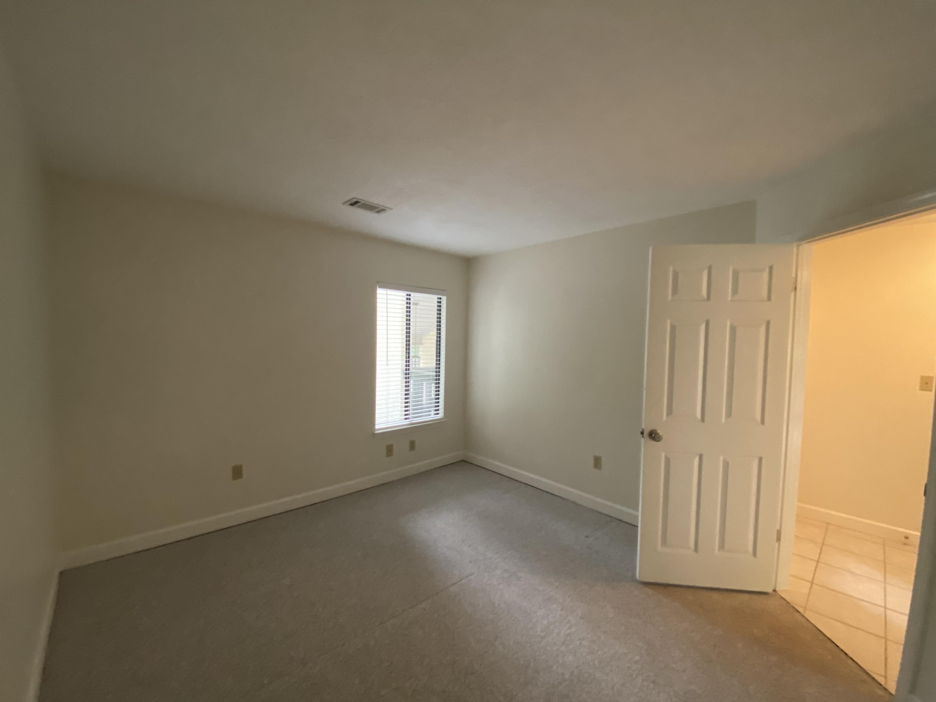 LAKESIDE CONDO AT BLUEWATER BAY - Residential Lease