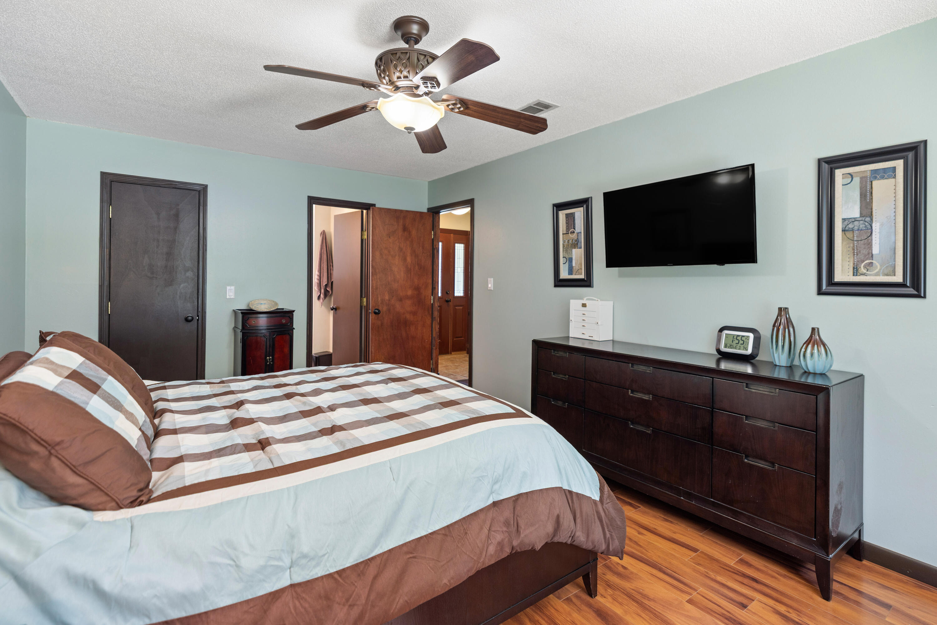 PINEWOOD ESTATES 2 - Residential