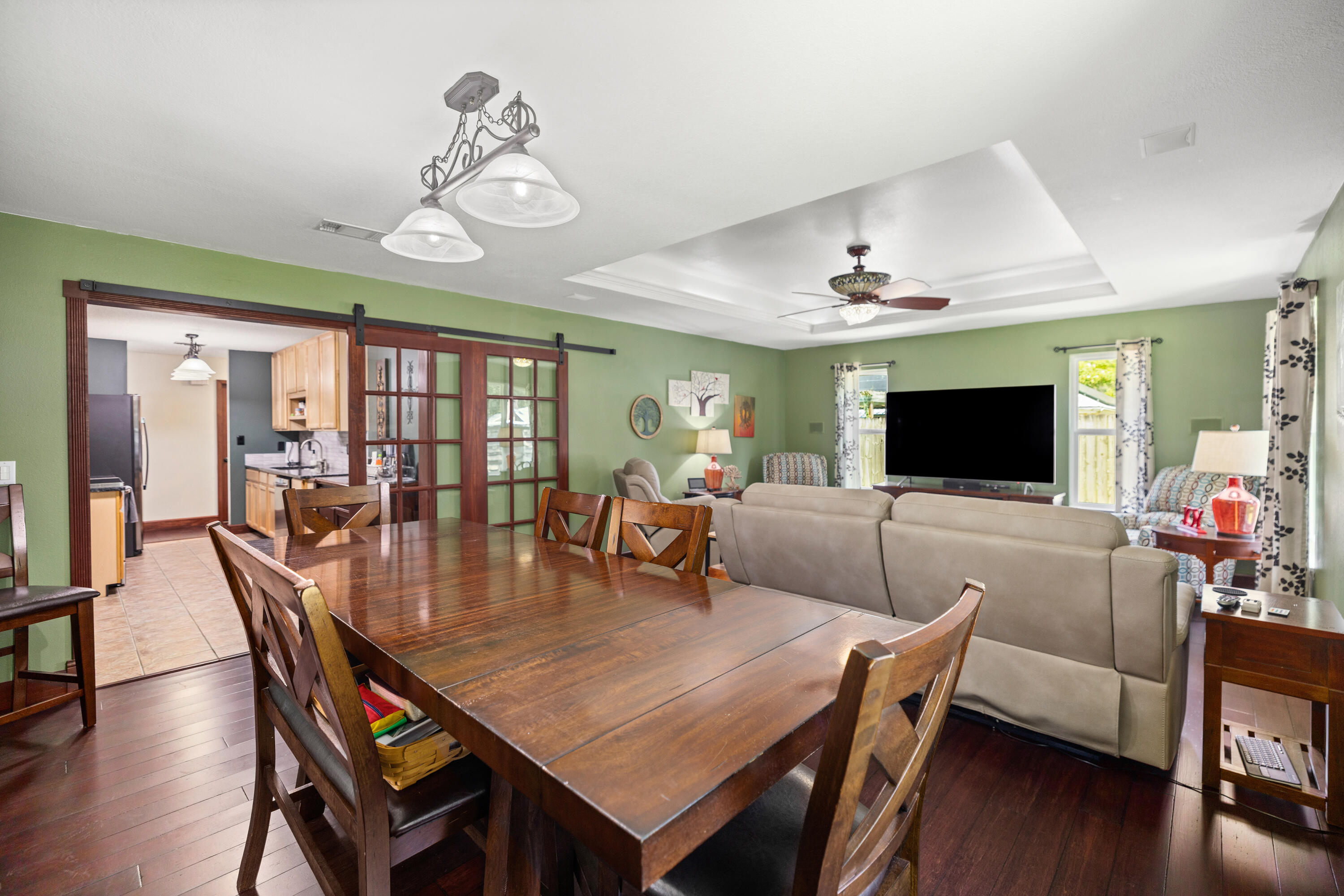 PINEWOOD ESTATES 2 - Residential
