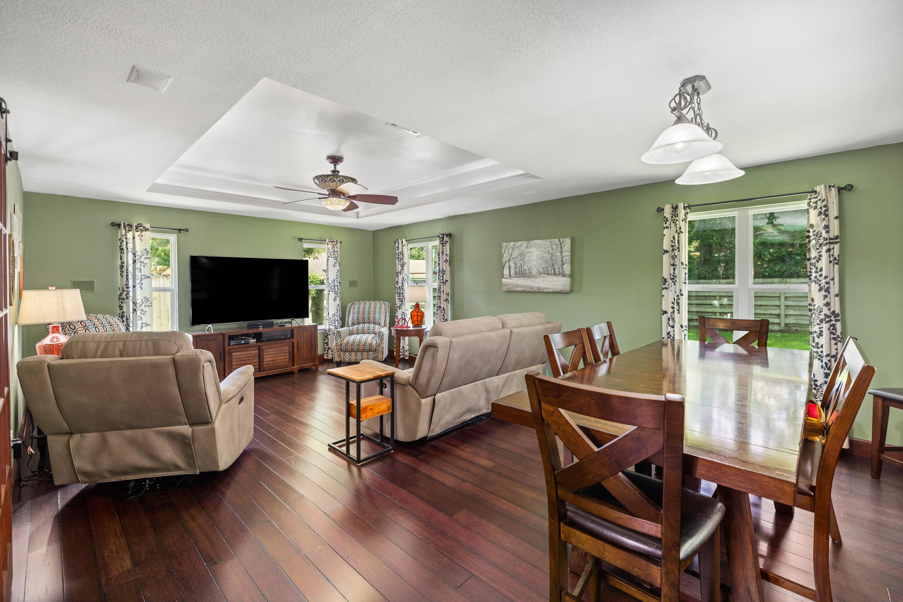 PINEWOOD ESTATES 2 - Residential