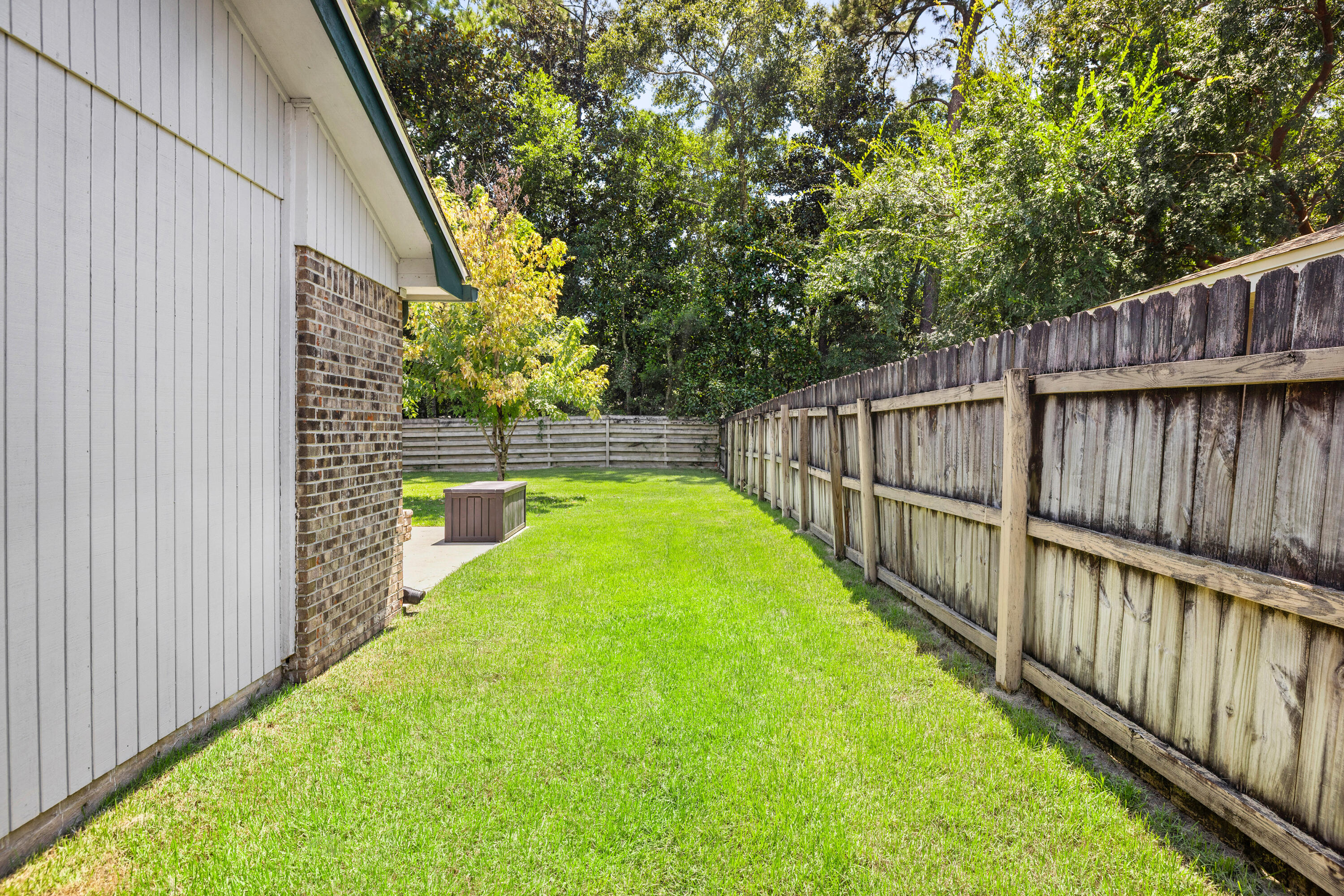 PINEWOOD ESTATES 2 - Residential