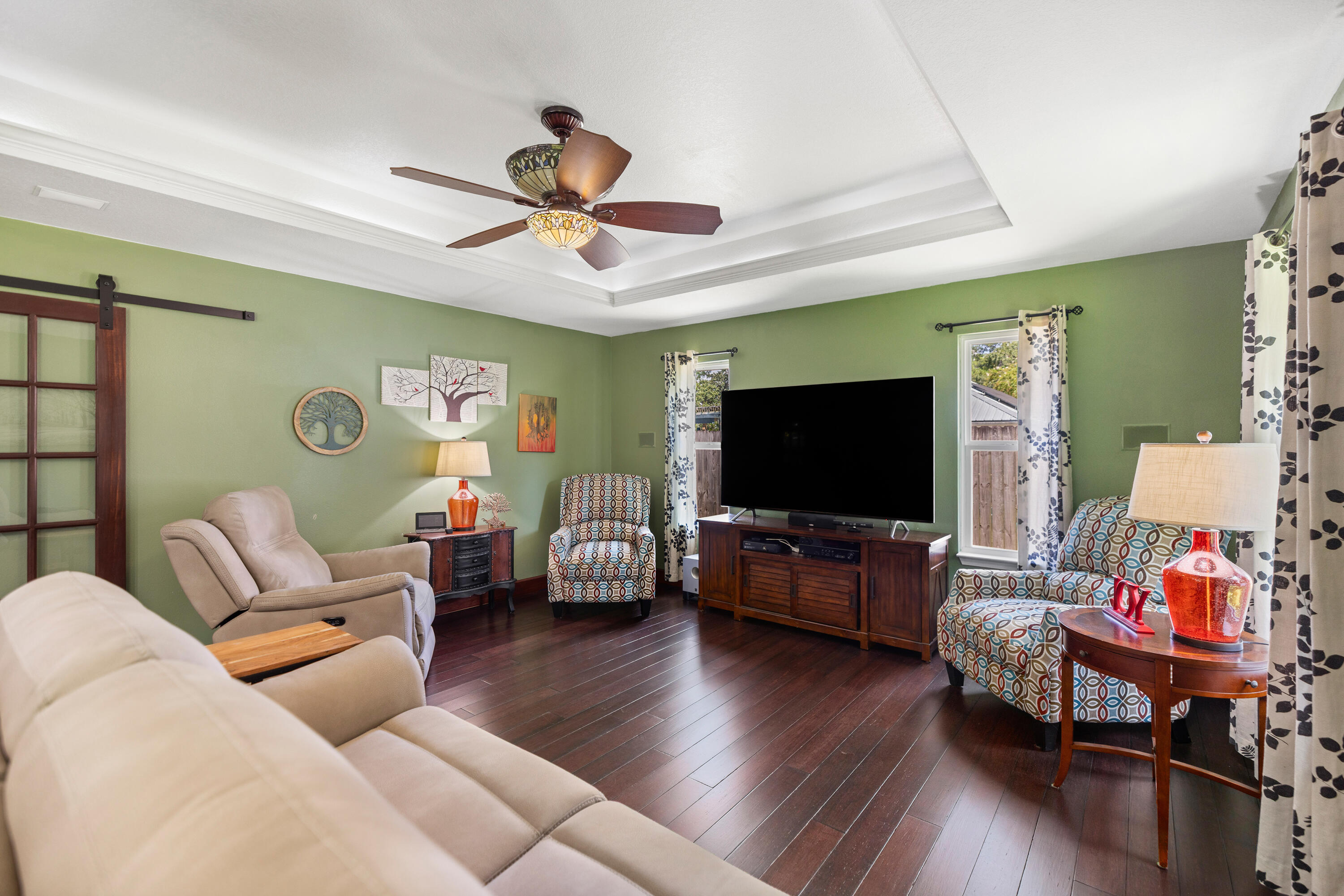 PINEWOOD ESTATES 2 - Residential