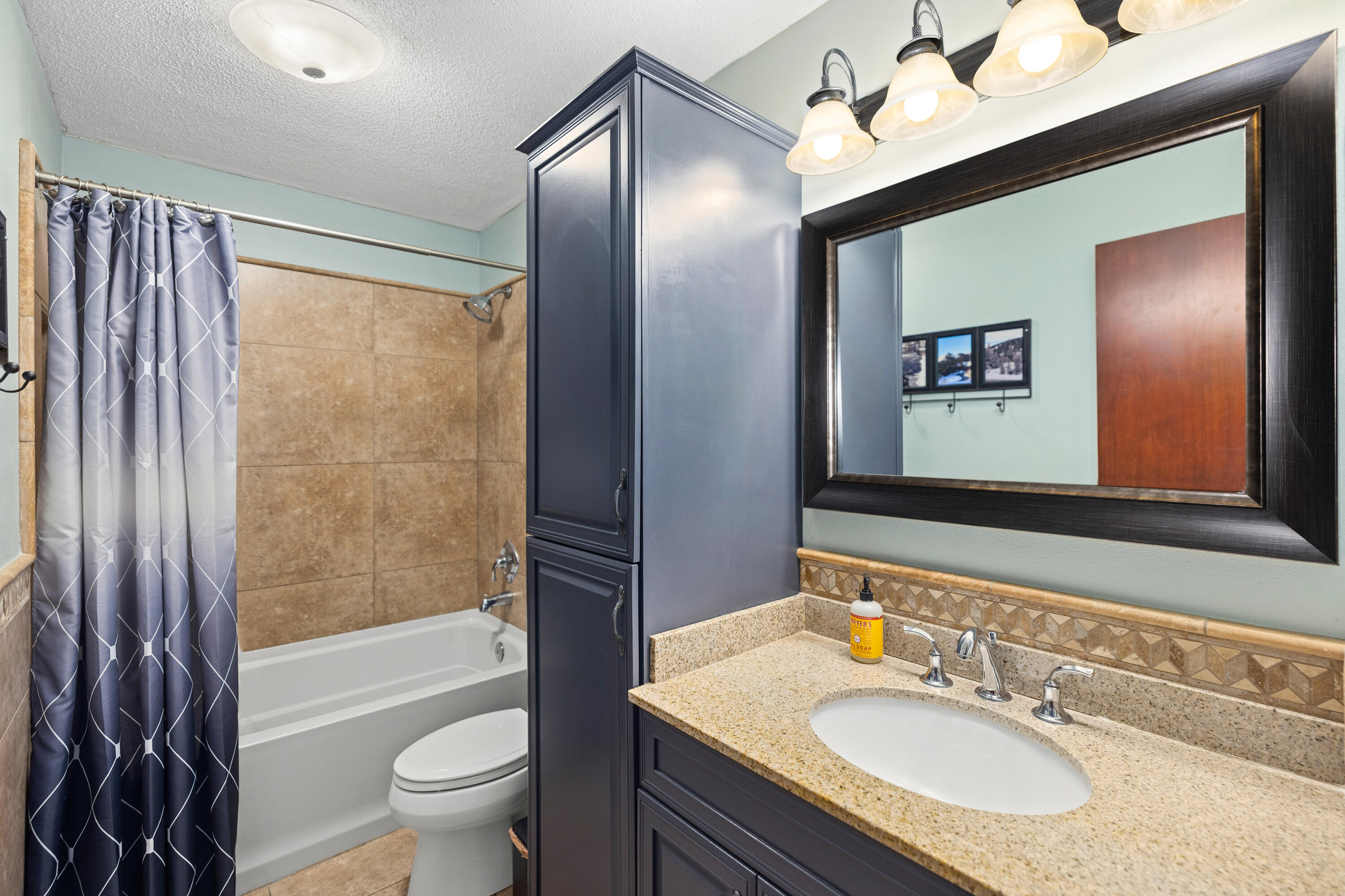 PINEWOOD ESTATES 2 - Residential