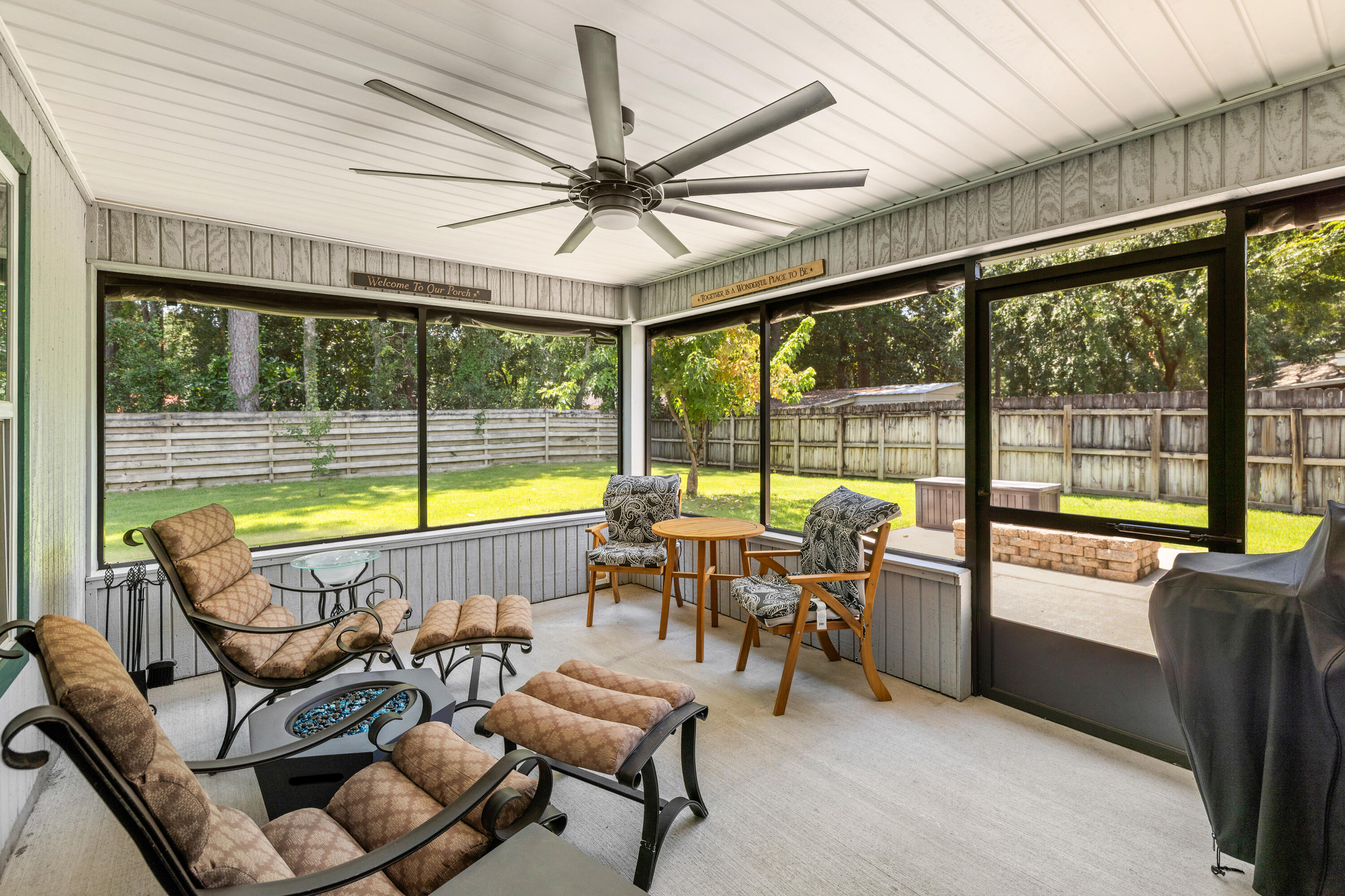 PINEWOOD ESTATES 2 - Residential
