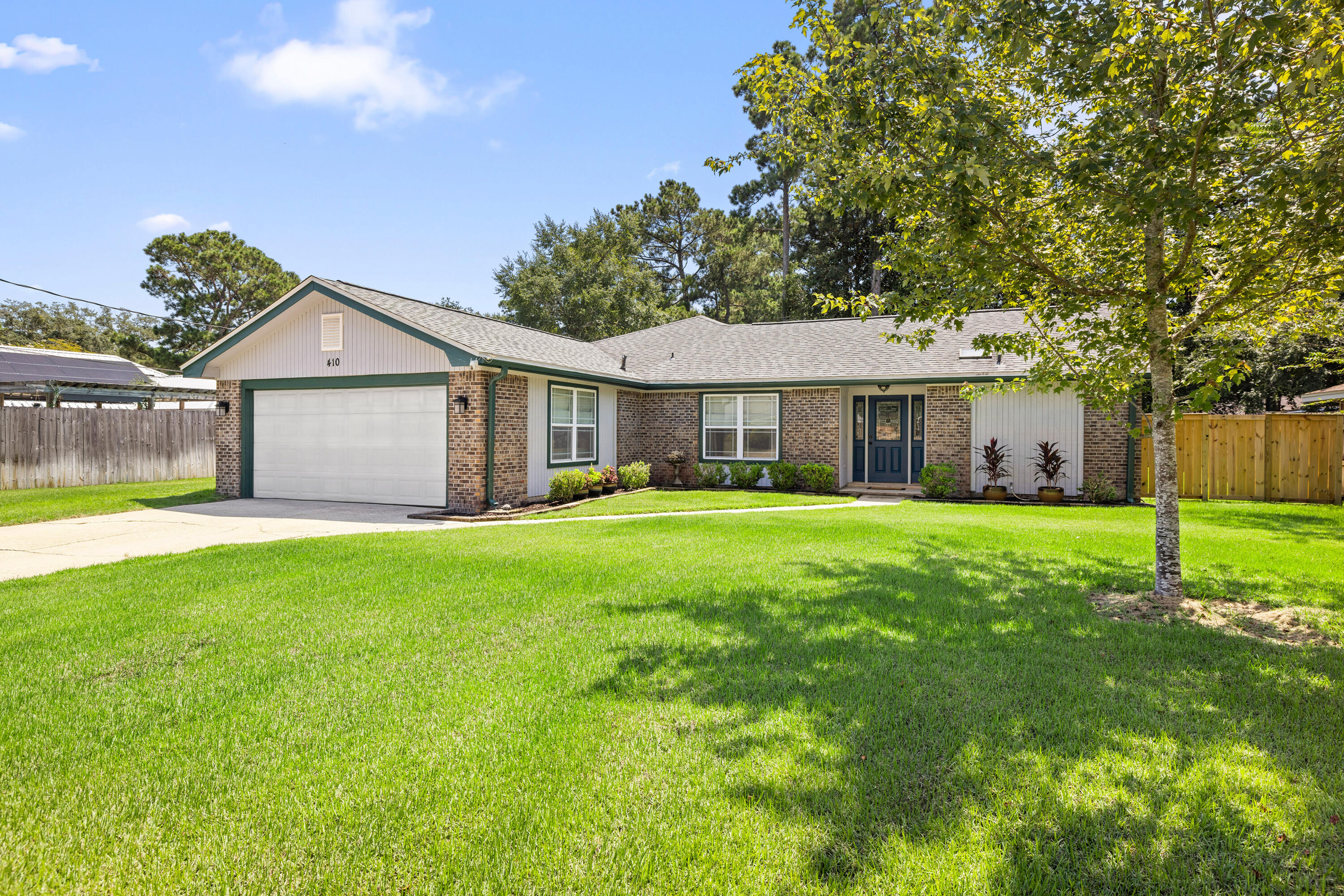 PINEWOOD ESTATES 2 - Residential