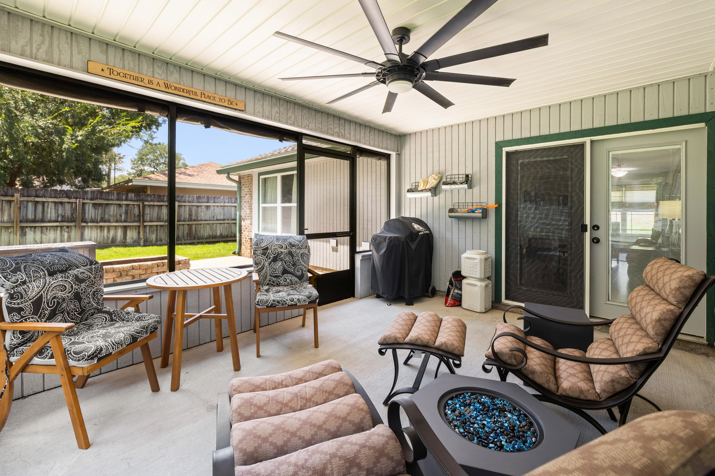 PINEWOOD ESTATES 2 - Residential
