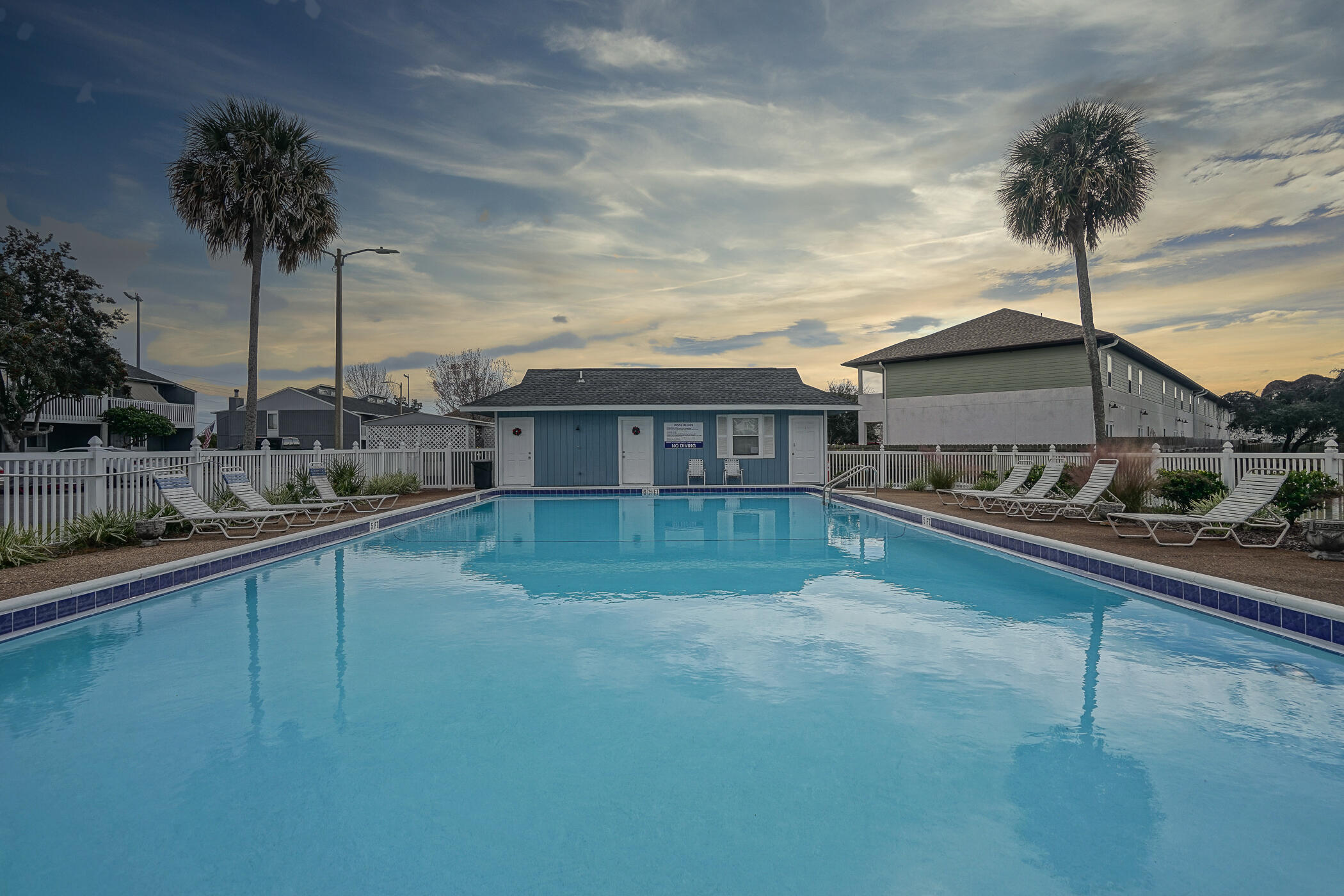 DESTIN RACQUET CLUB T/H - Residential