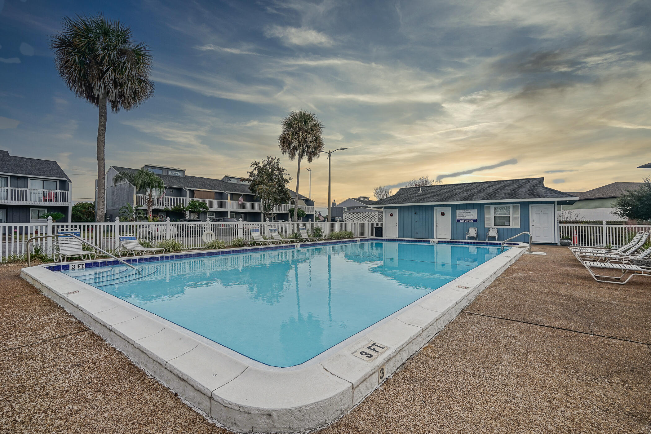 DESTIN RACQUET CLUB T/H - Residential