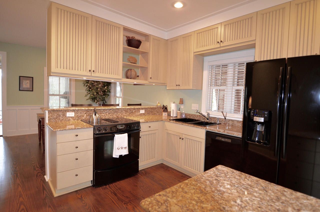 MAGNOLIA COTTAGES - Residential