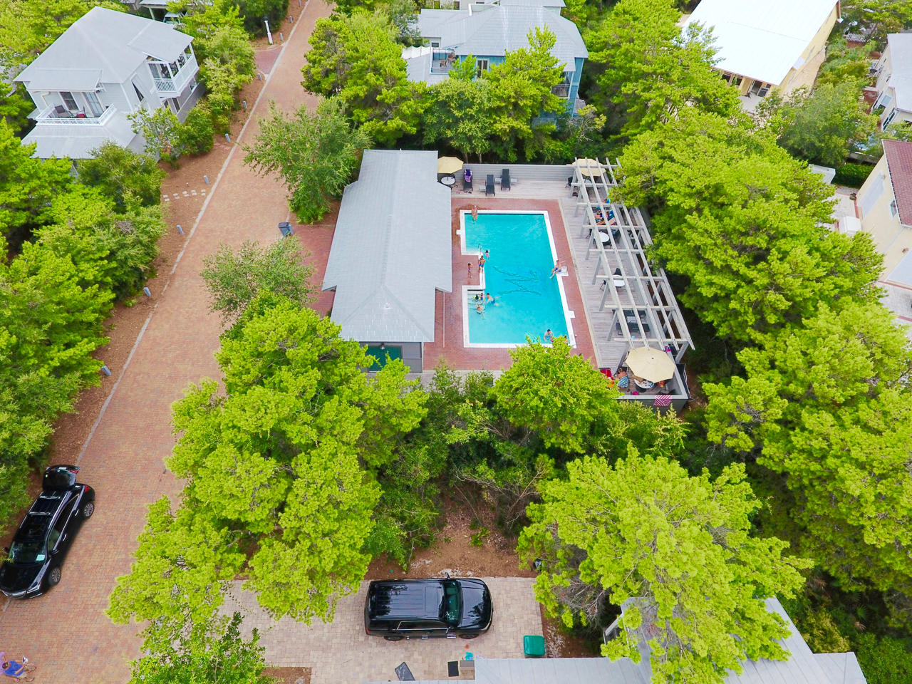 MAGNOLIA COTTAGES - Residential