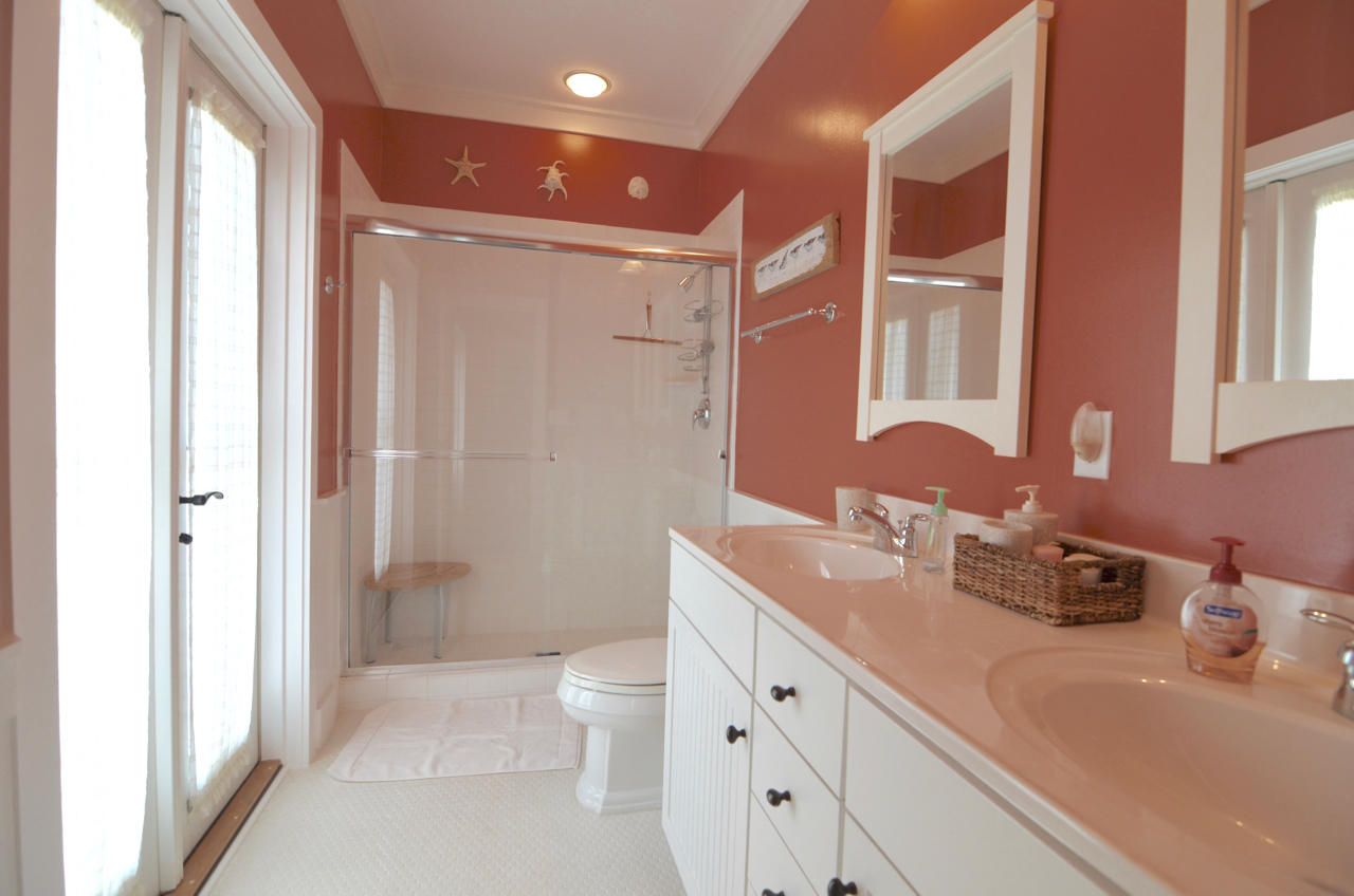 MAGNOLIA COTTAGES - Residential