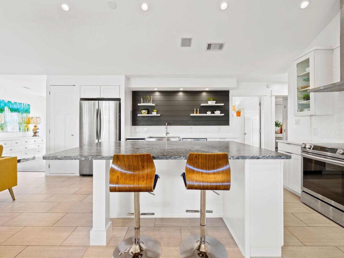 SANDPIPER VILLAGE CONDO - Residential