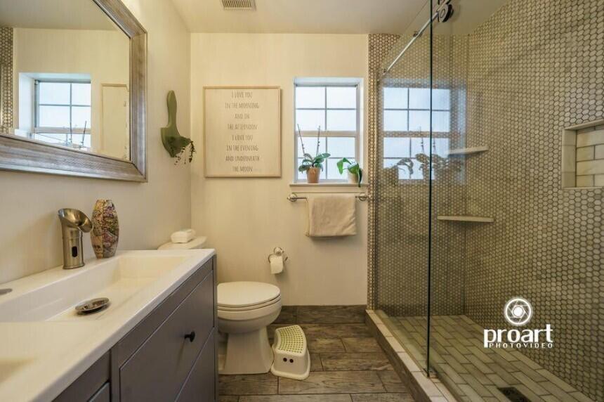 BAY BRIDGE LANDING - Residential