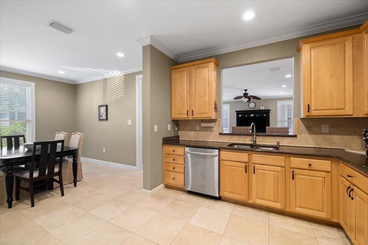 CRYSTAL LAKE II AT SANDESTIN - Residential