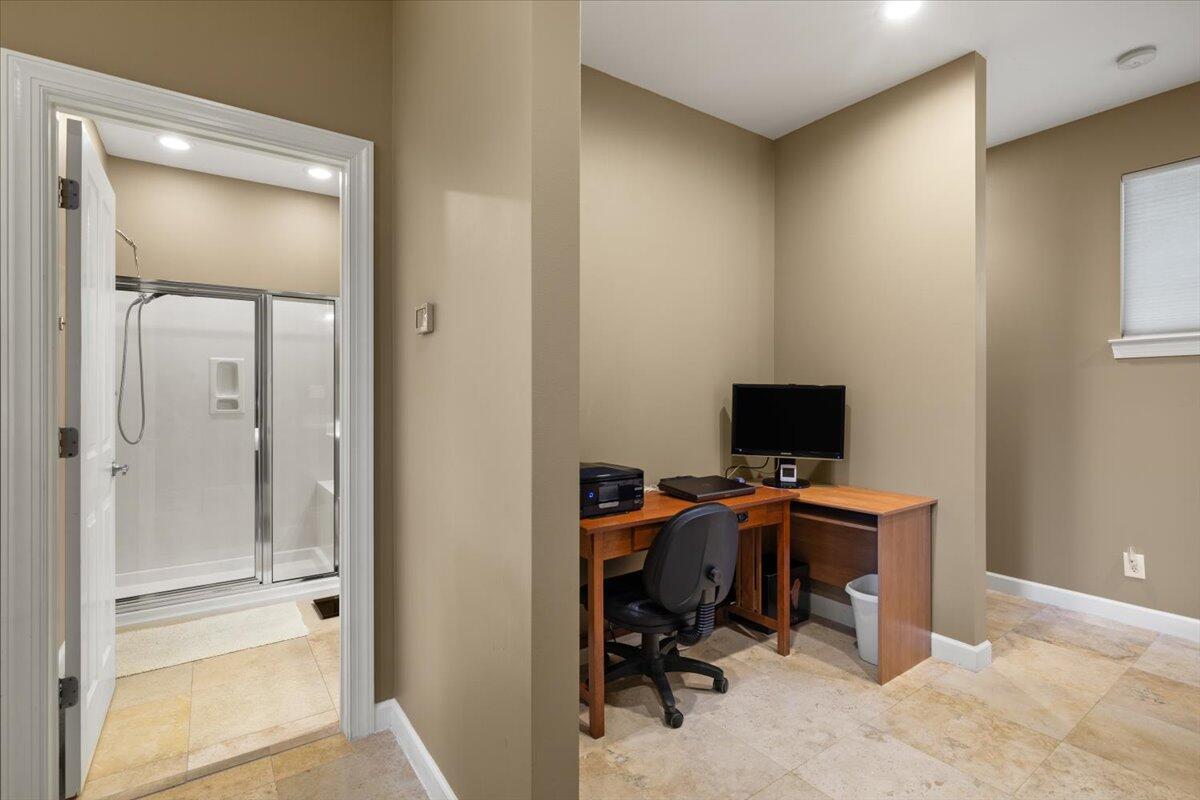 CRYSTAL LAKE II AT SANDESTIN - Residential