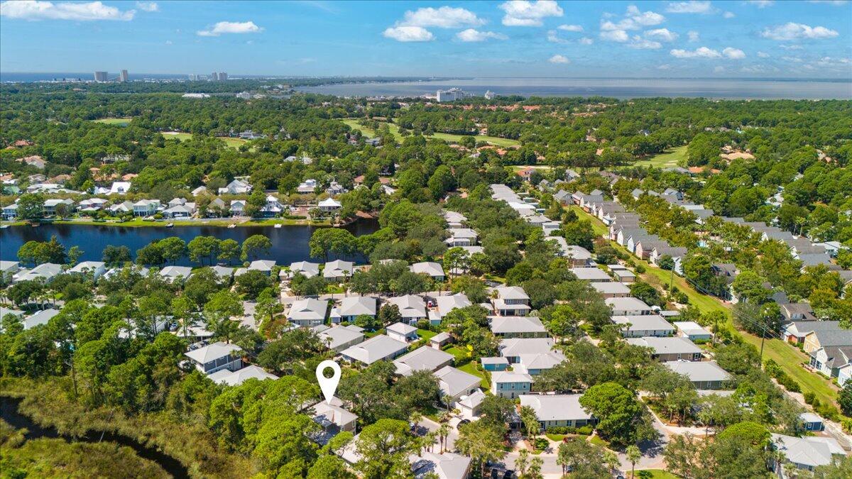 CRYSTAL LAKE II AT SANDESTIN - Residential