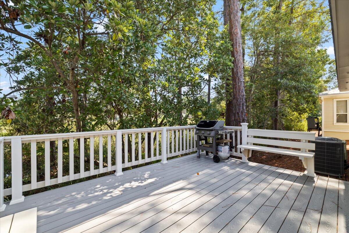 CRYSTAL LAKE II AT SANDESTIN - Residential