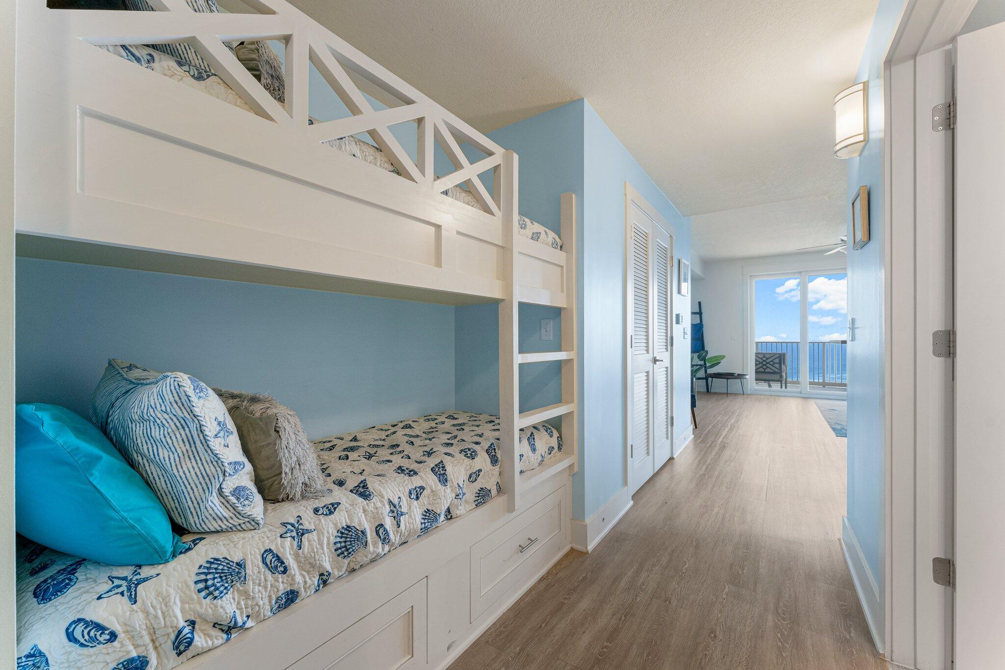 CALYPSO RESORT & TOWERS - Residential