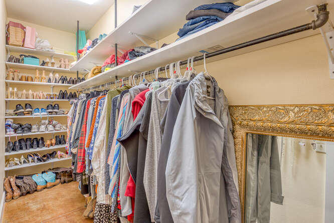 NORTH SUPERGROUP (221000.00) - Residential