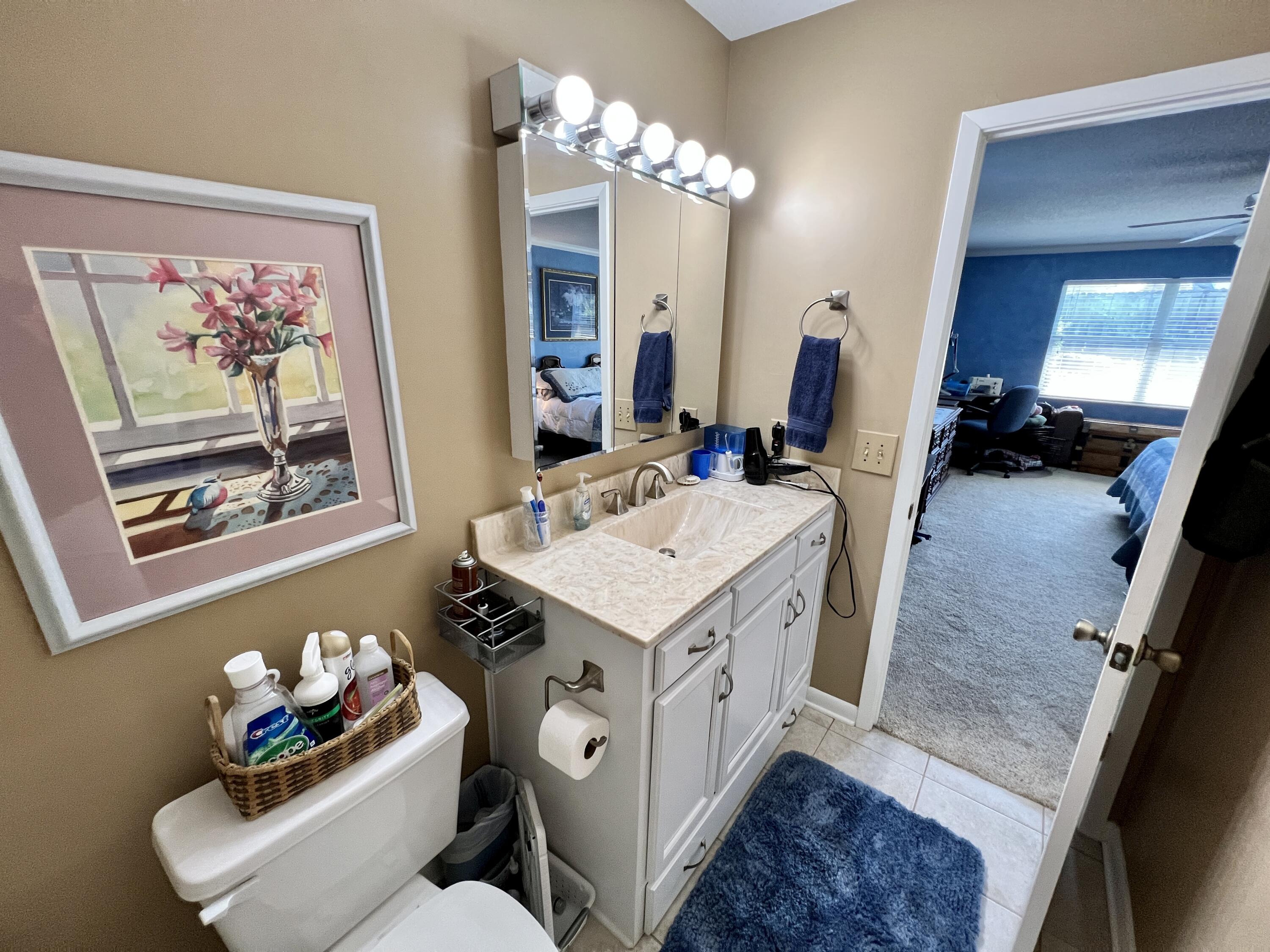 LAKE LORRAINE ESTATES - Residential