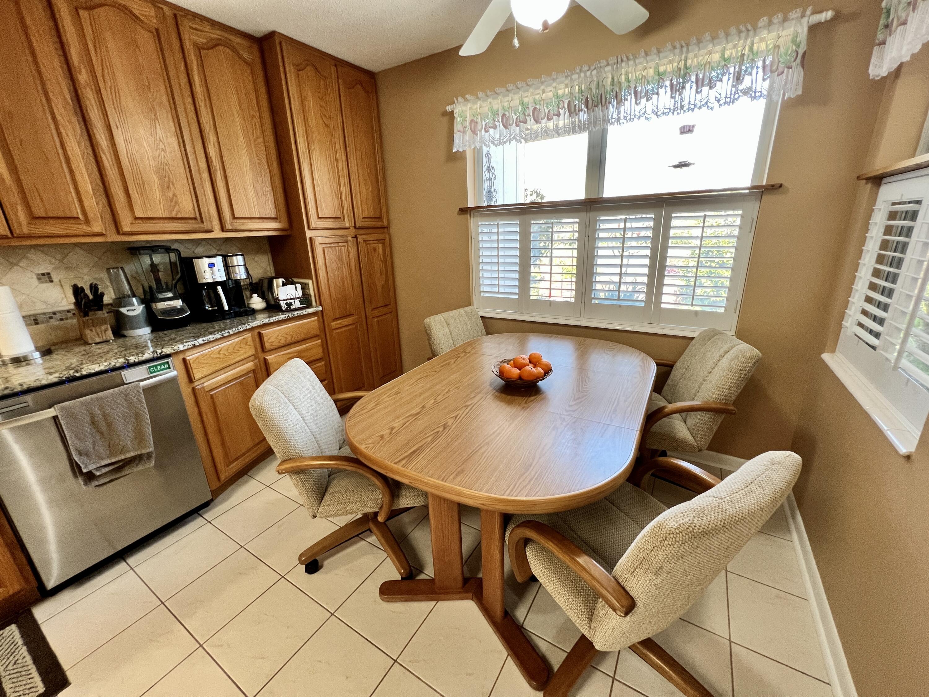 LAKE LORRAINE ESTATES - Residential