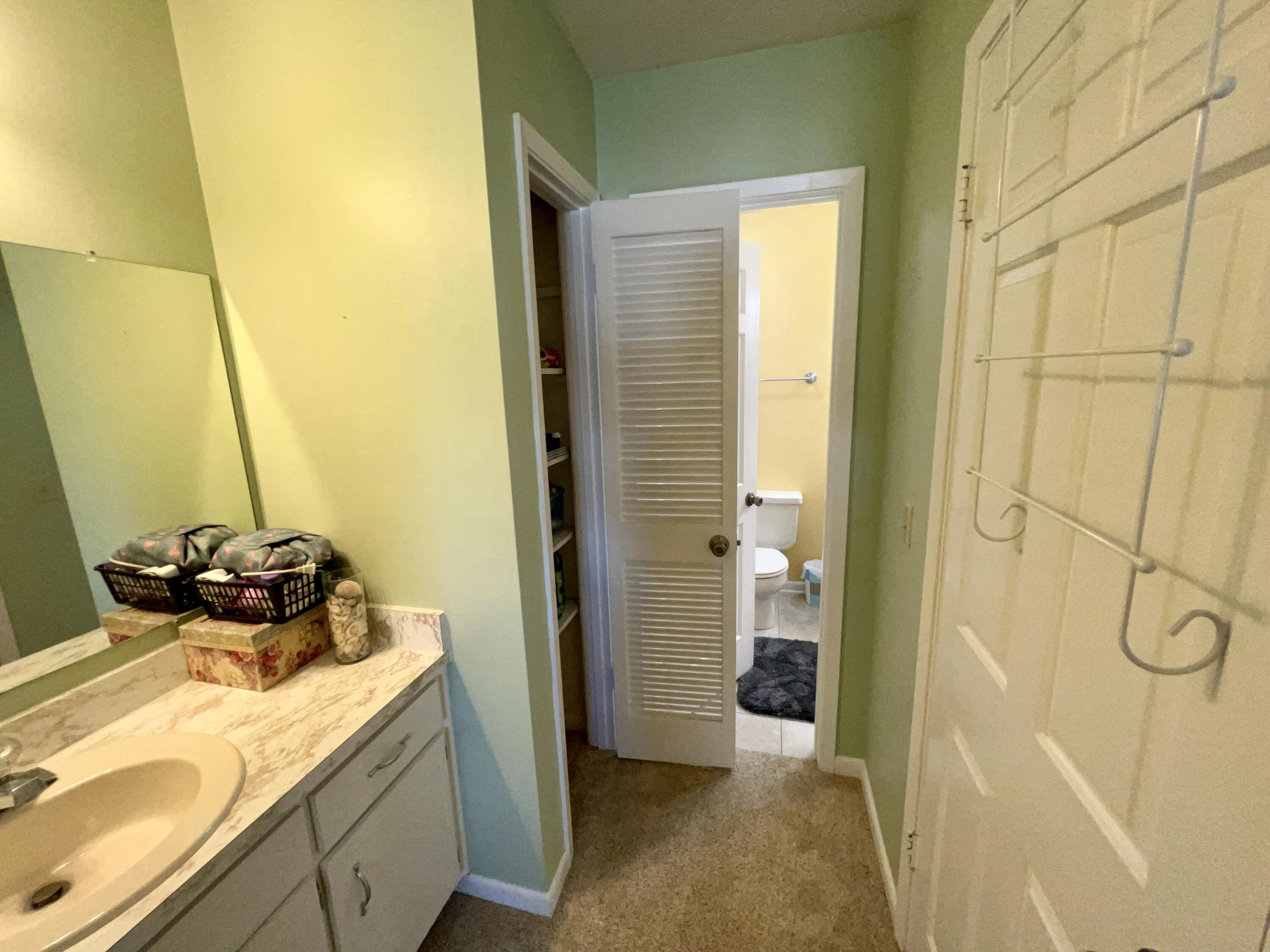 LAKE LORRAINE ESTATES - Residential