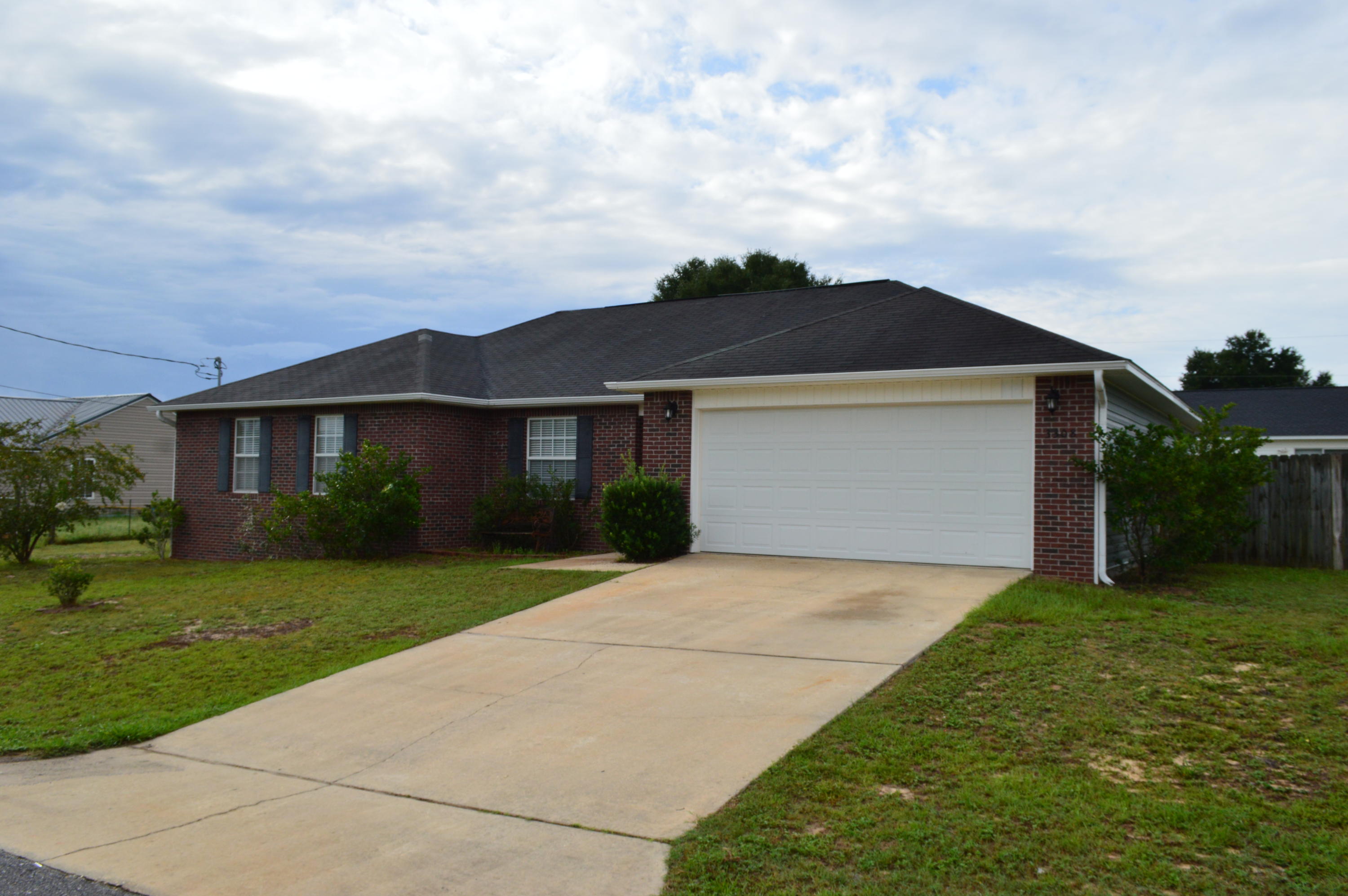 FAIRCHILD ESTATES - Residential