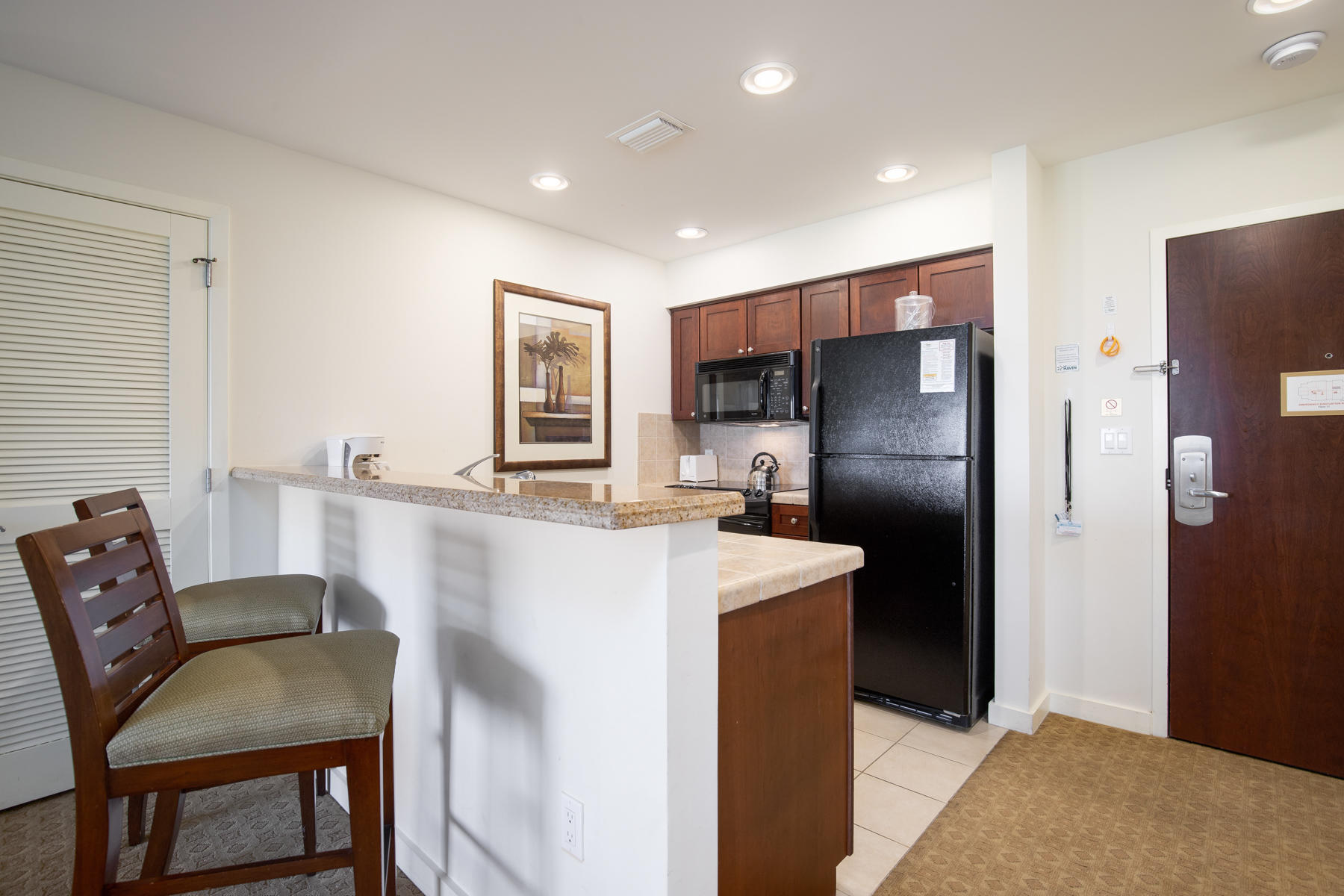 Luau Condo Ph I - Residential