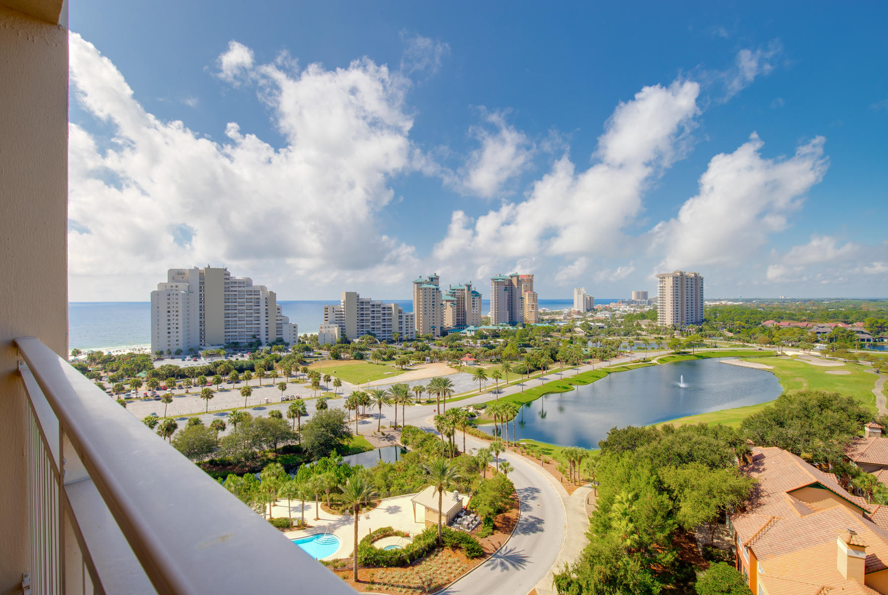 Luau Condo Ph I - Residential