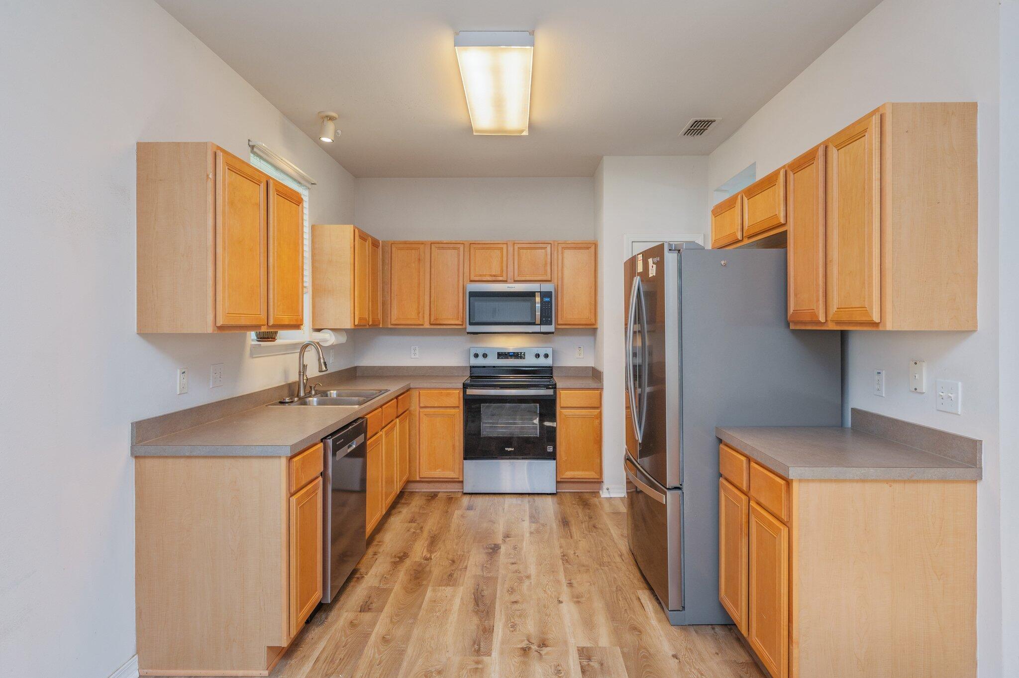 SANDY RIDGE ESTATES - Residential