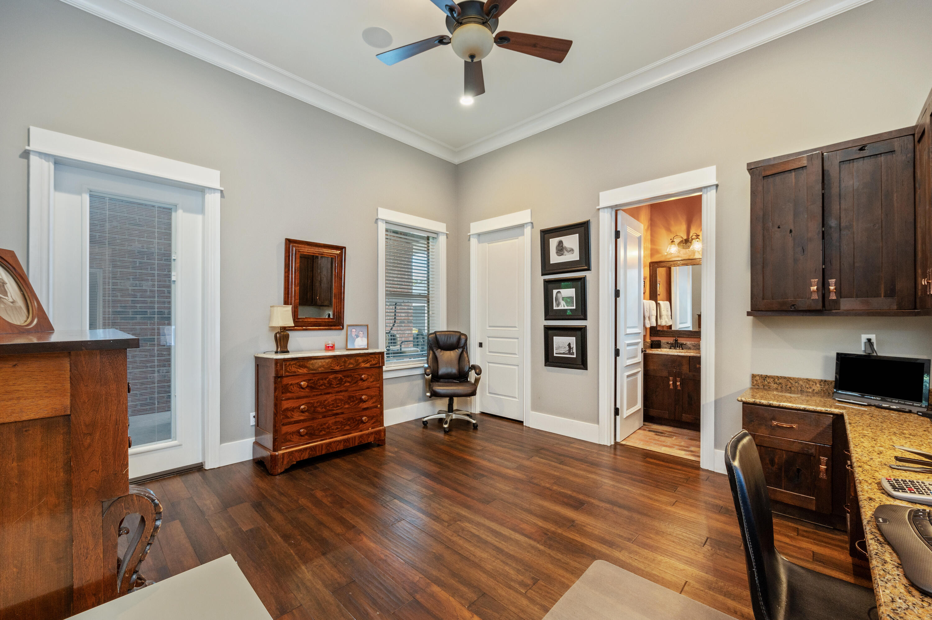 Bay Towne - Residential