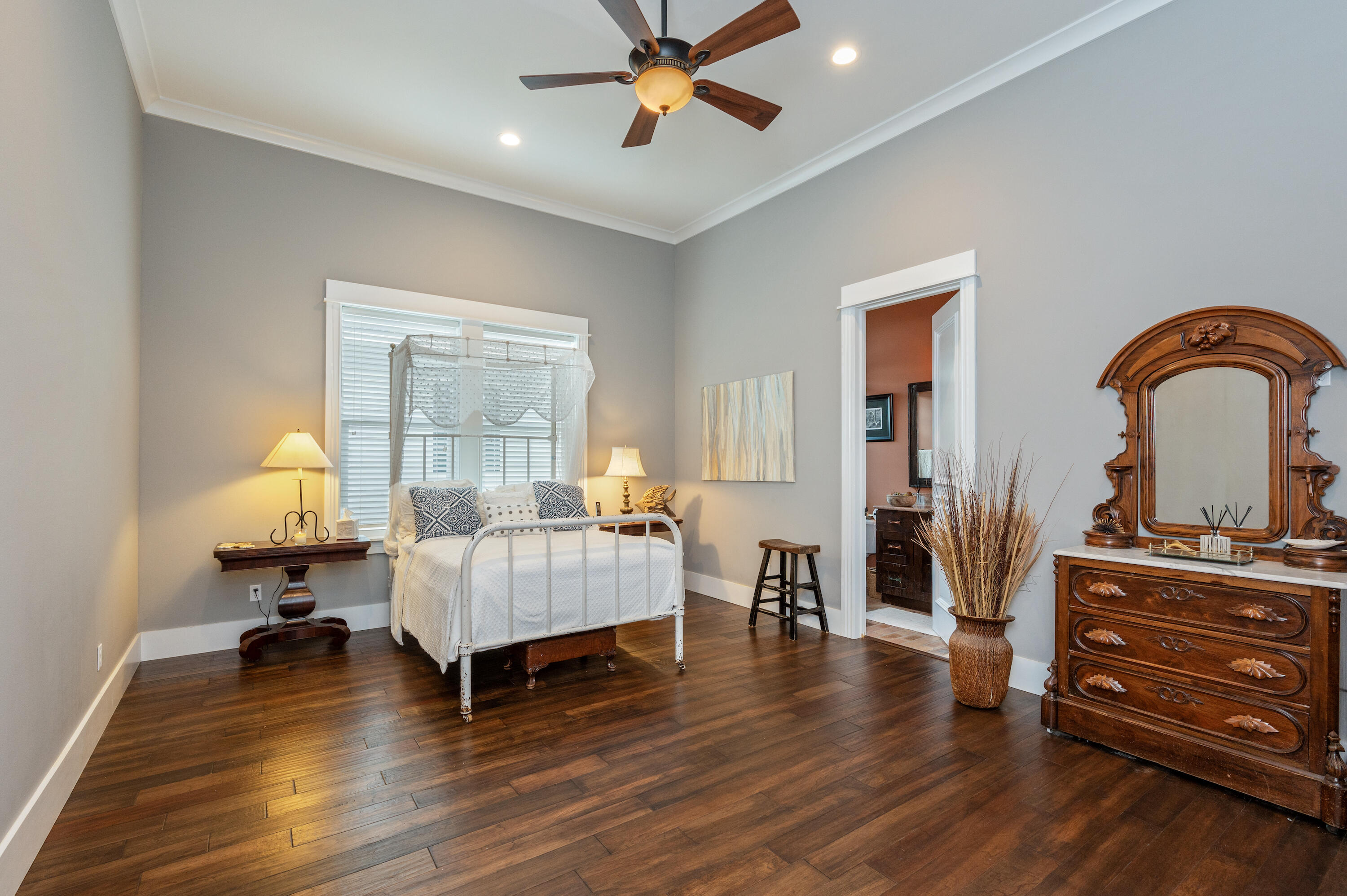 Bay Towne - Residential