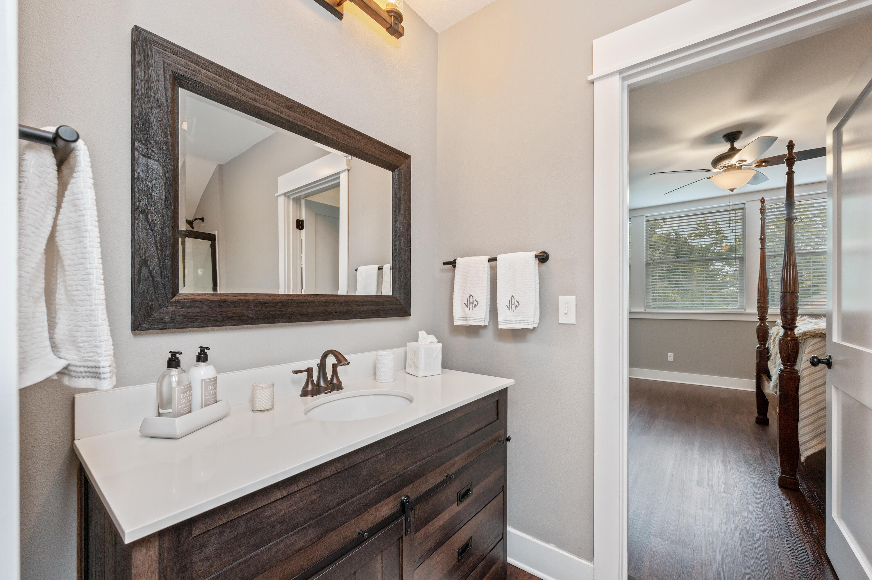 Bay Towne - Residential