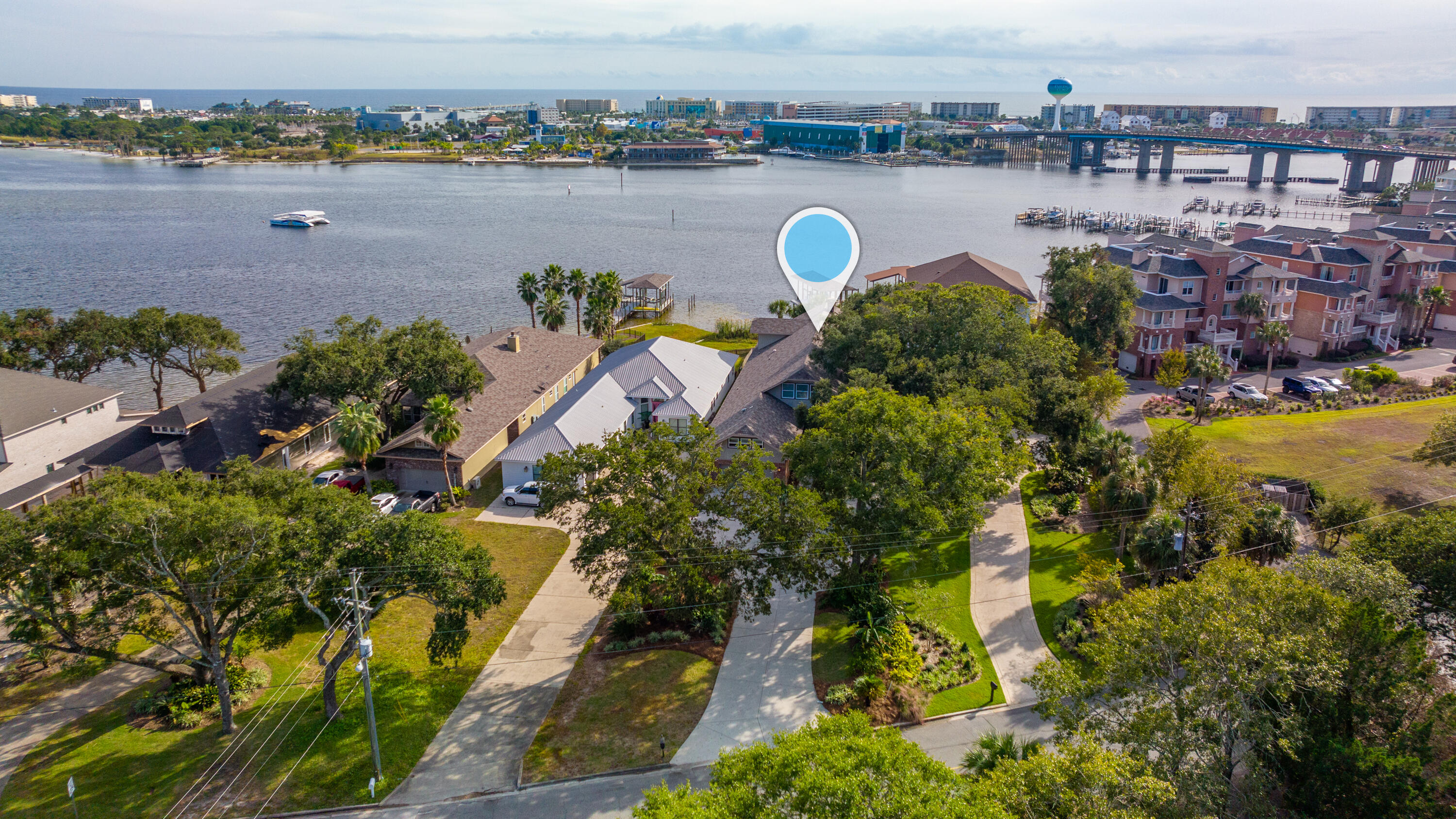 Bay Towne - Residential