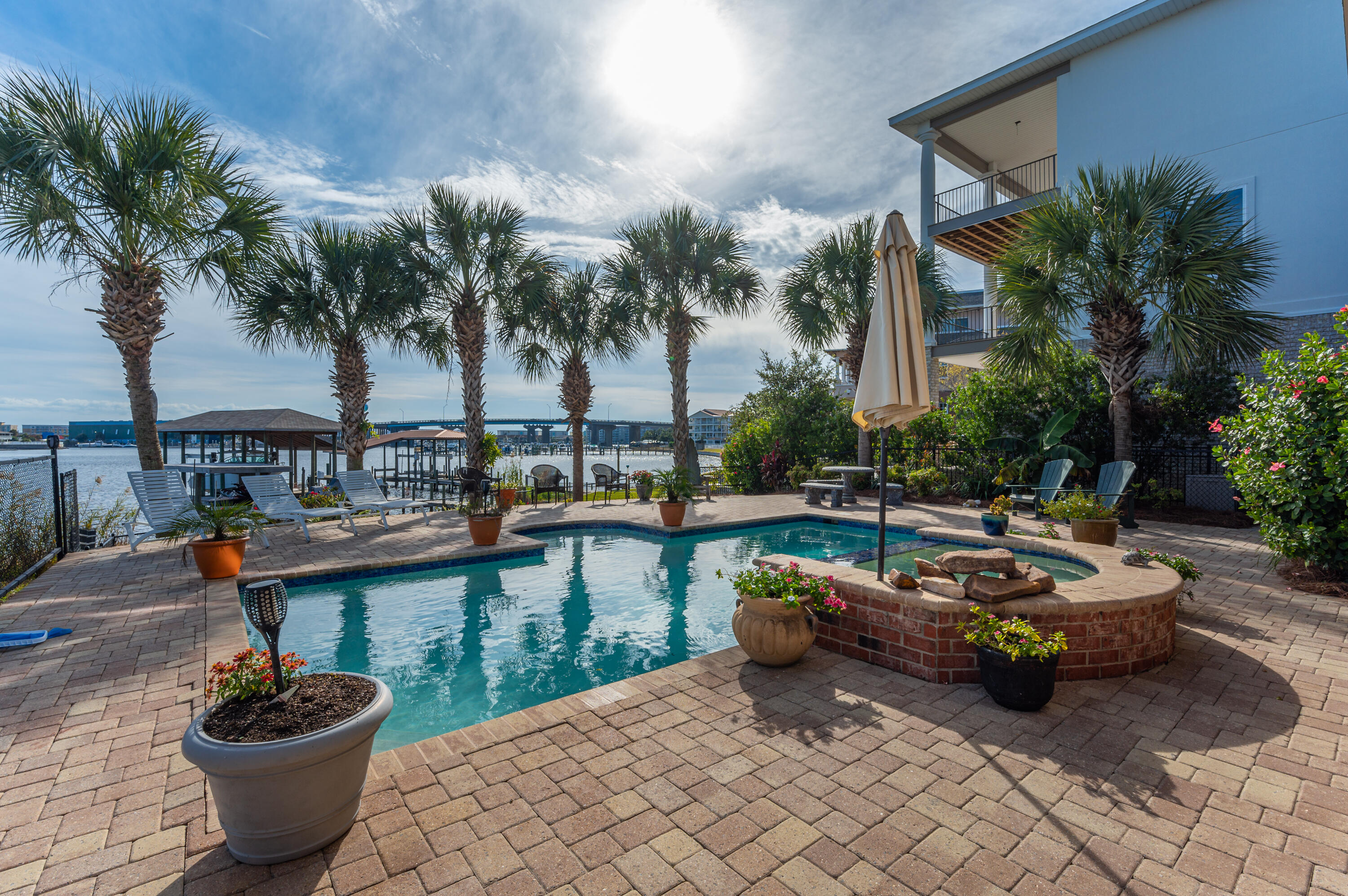 Bay Towne - Residential